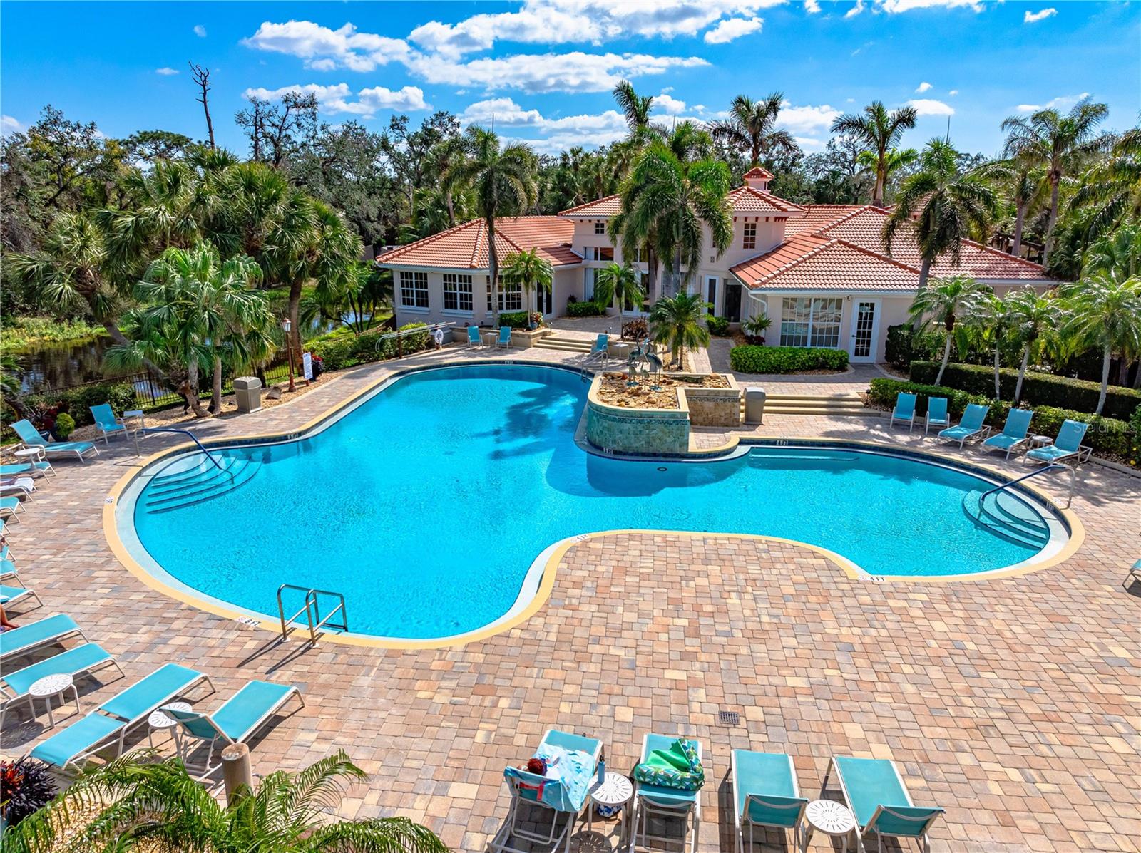 SAWGRASS - Residential