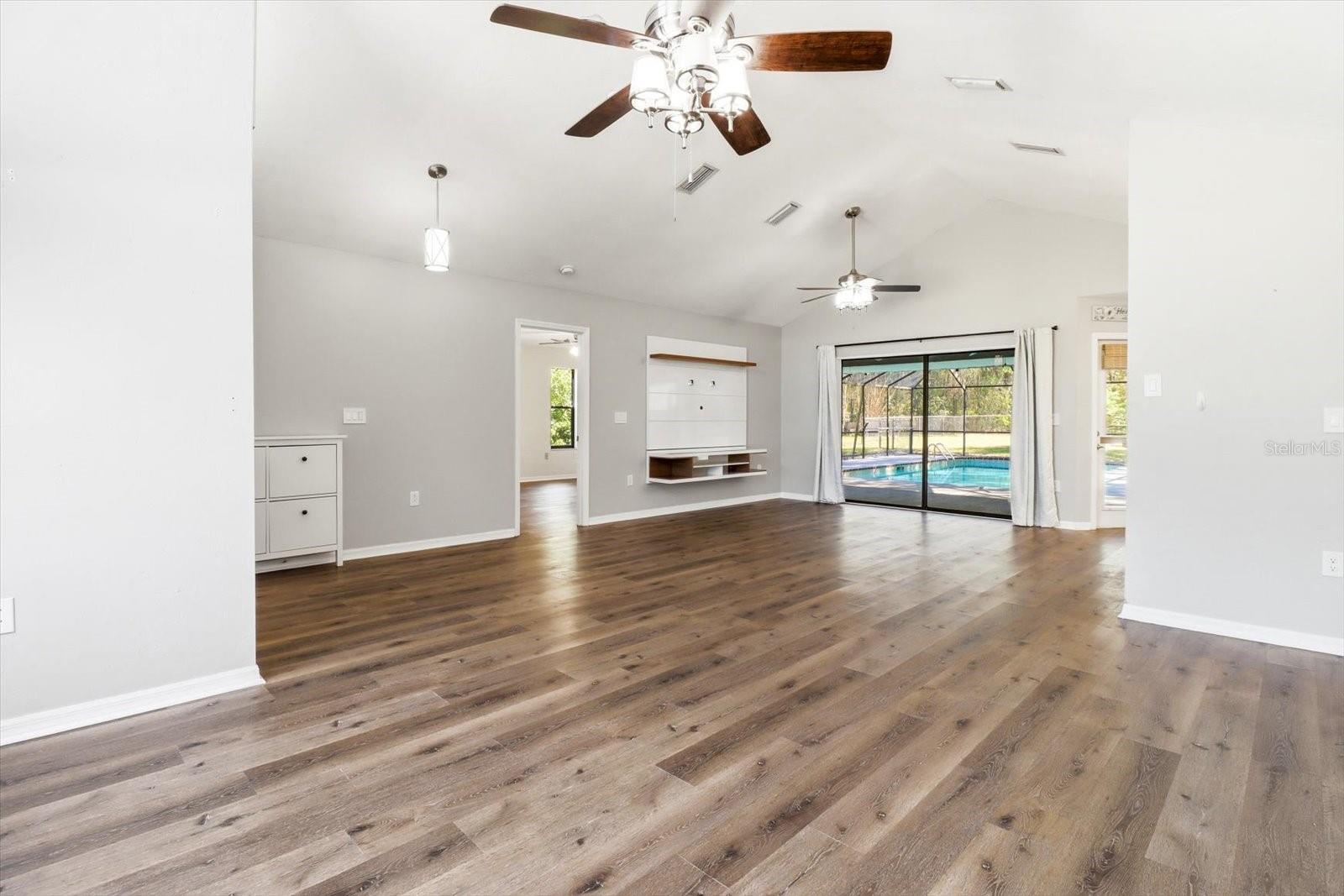 CITRUS HILLS - Residential