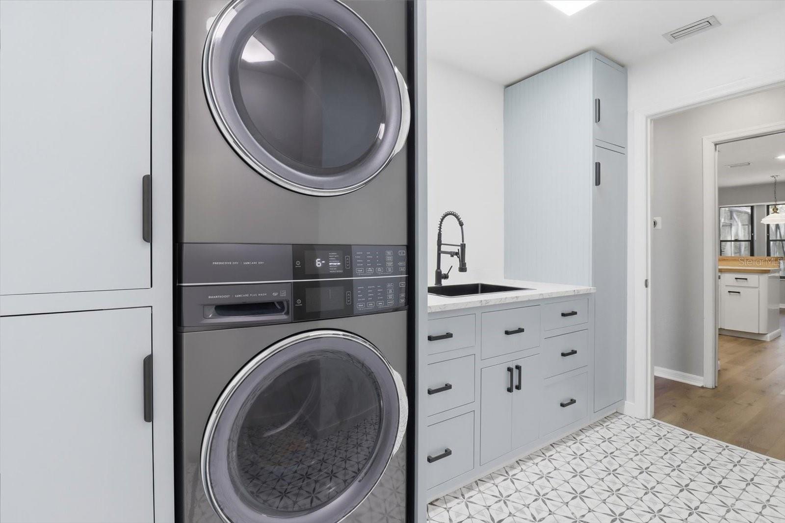 CITRUS HILLS - Residential