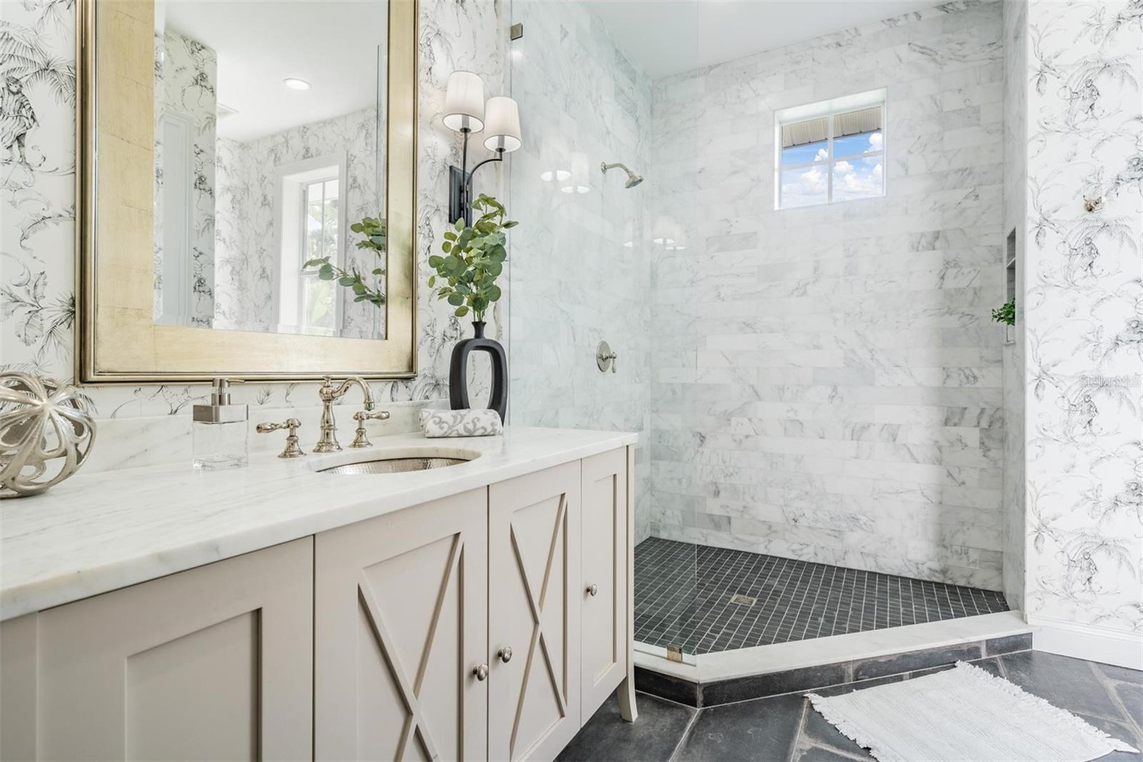 DAVIS ISLANDS PB10 PG52 TO 57 - Residential Lease