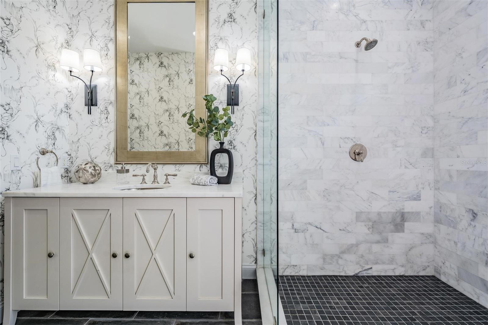 DAVIS ISLANDS PB10 PG52 TO 57 - Residential Lease