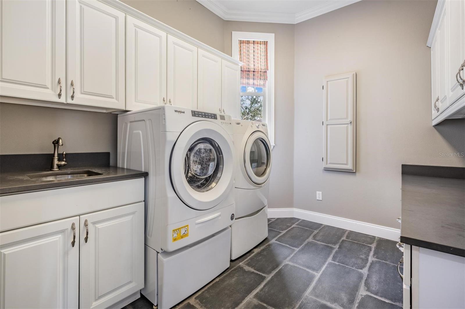 DAVIS ISLANDS PB10 PG52 TO 57 - Residential Lease