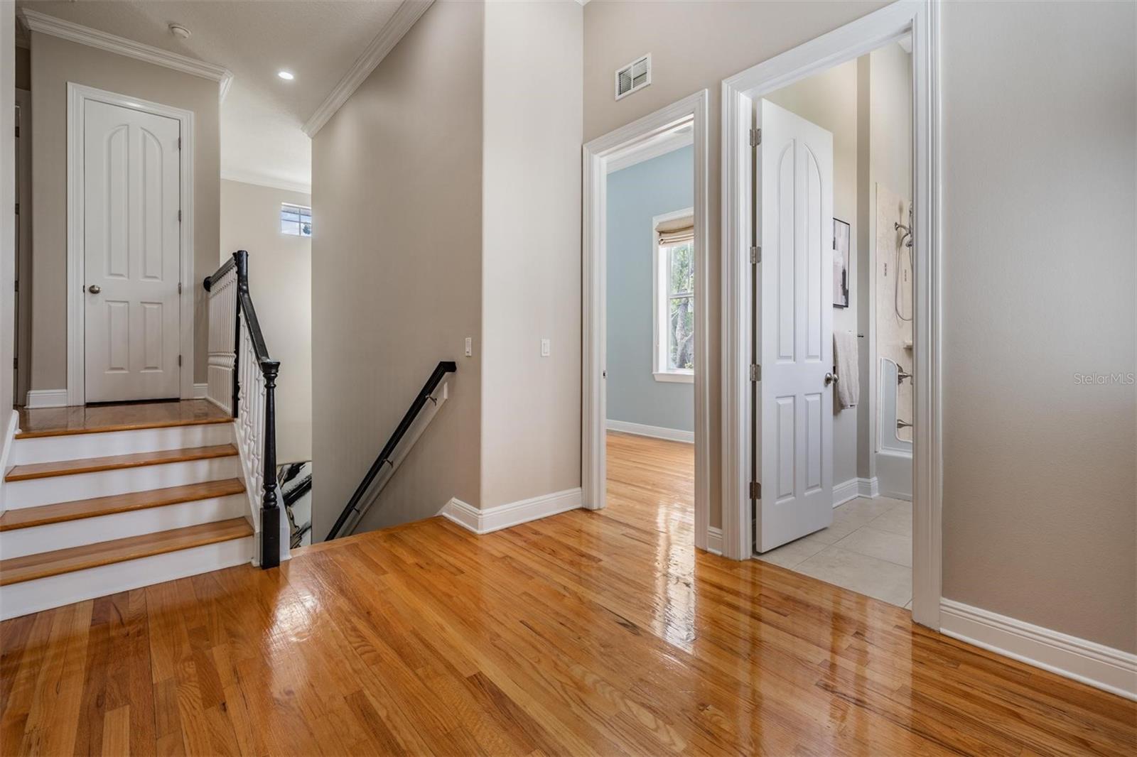 DAVIS ISLANDS PB10 PG52 TO 57 - Residential Lease