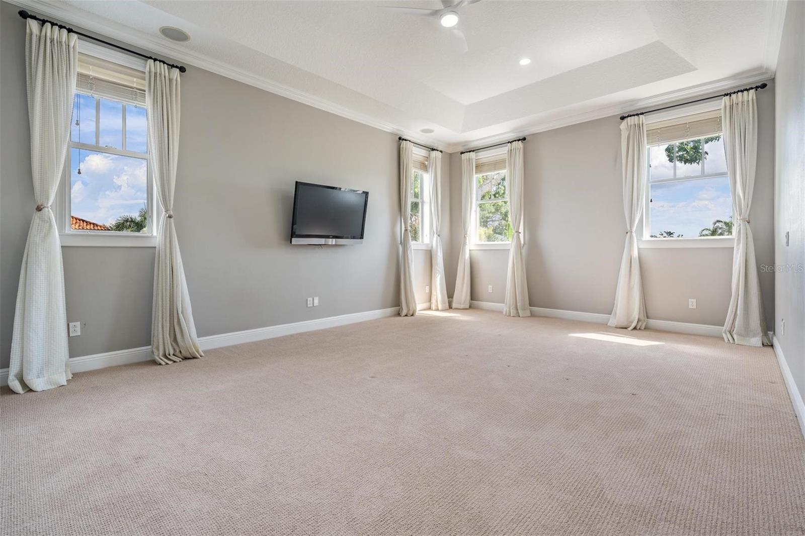 DAVIS ISLANDS PB10 PG52 TO 57 - Residential Lease