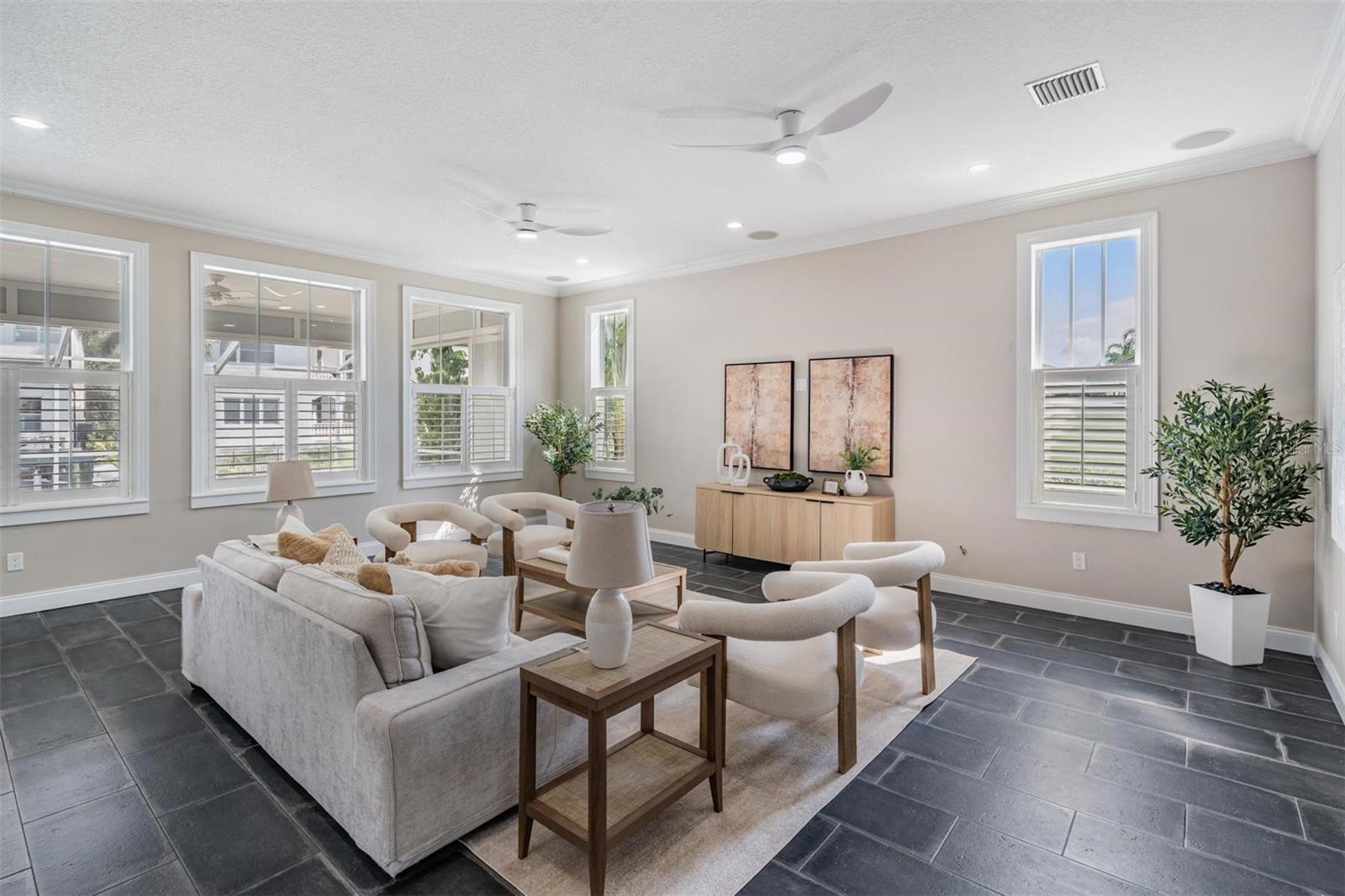 DAVIS ISLANDS PB10 PG52 TO 57 - Residential Lease