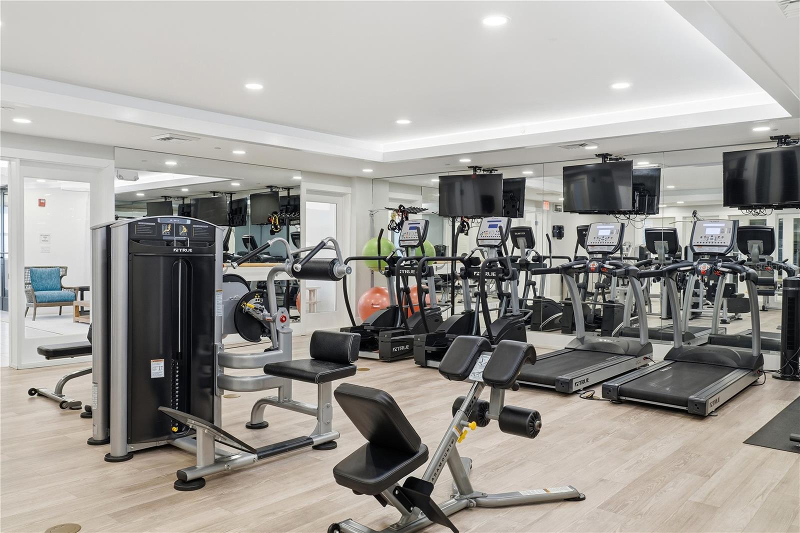 SIENA/BELLA COLLINA - Residential