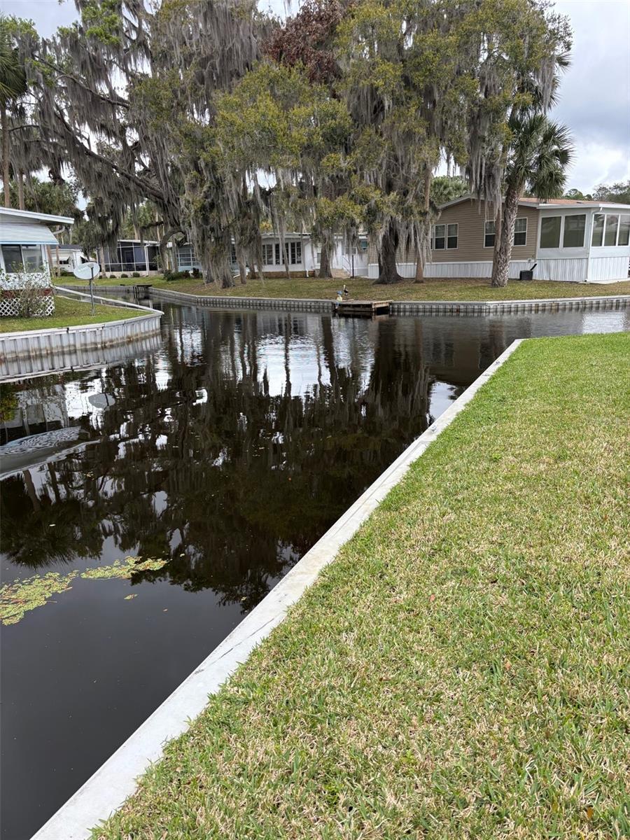 EUSTIS COUNTRY CLUB MANOR MHP - Land