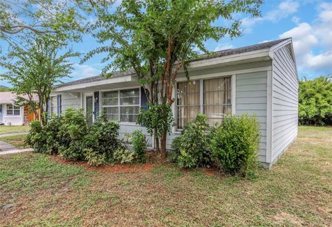 A home in TAMPA