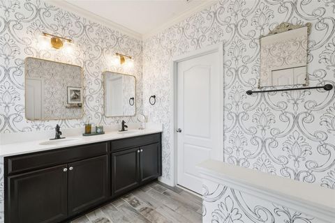 Tiny photo for 1128 White Water Bay Drive, Groveland, FL 34736 (MLS # G5110157)