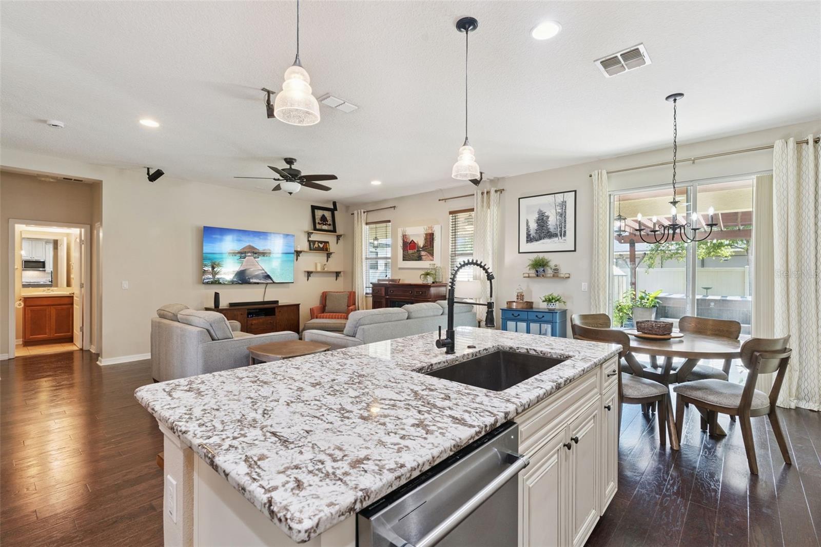 WATERSIDE POINTE - Residential