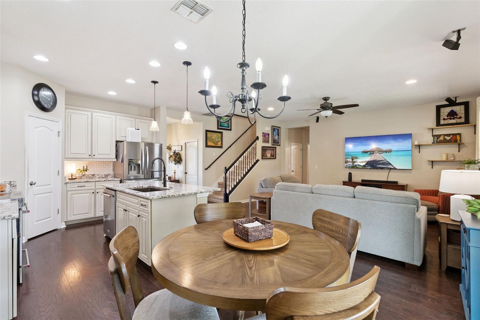 WATERSIDE POINTE - Residential