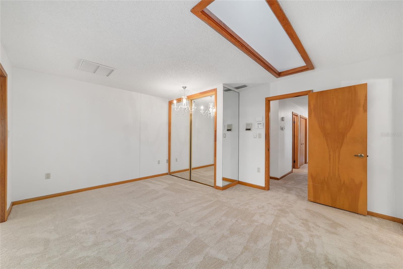 WOODFIELDS - Residential