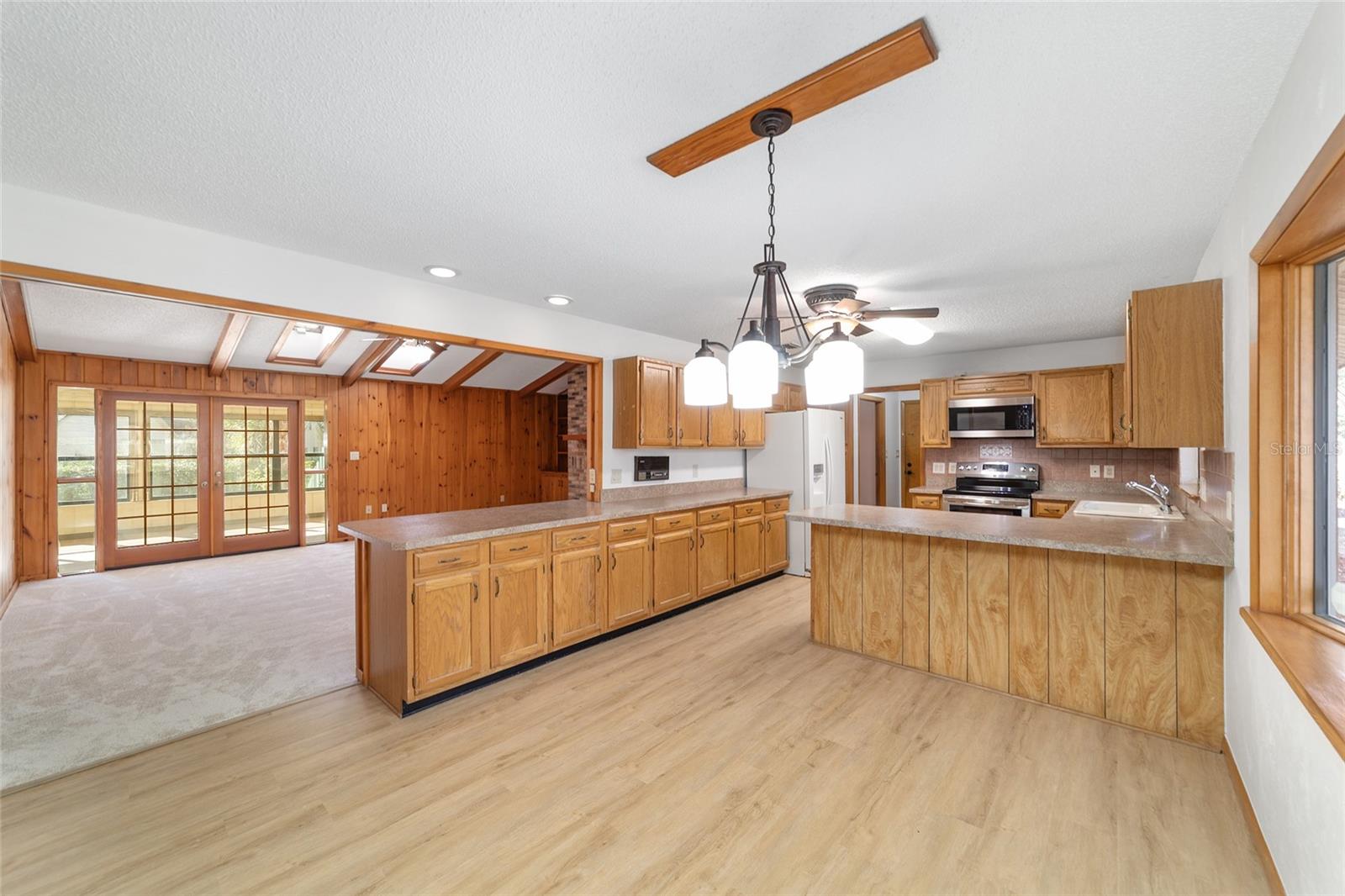 WOODFIELDS - Residential