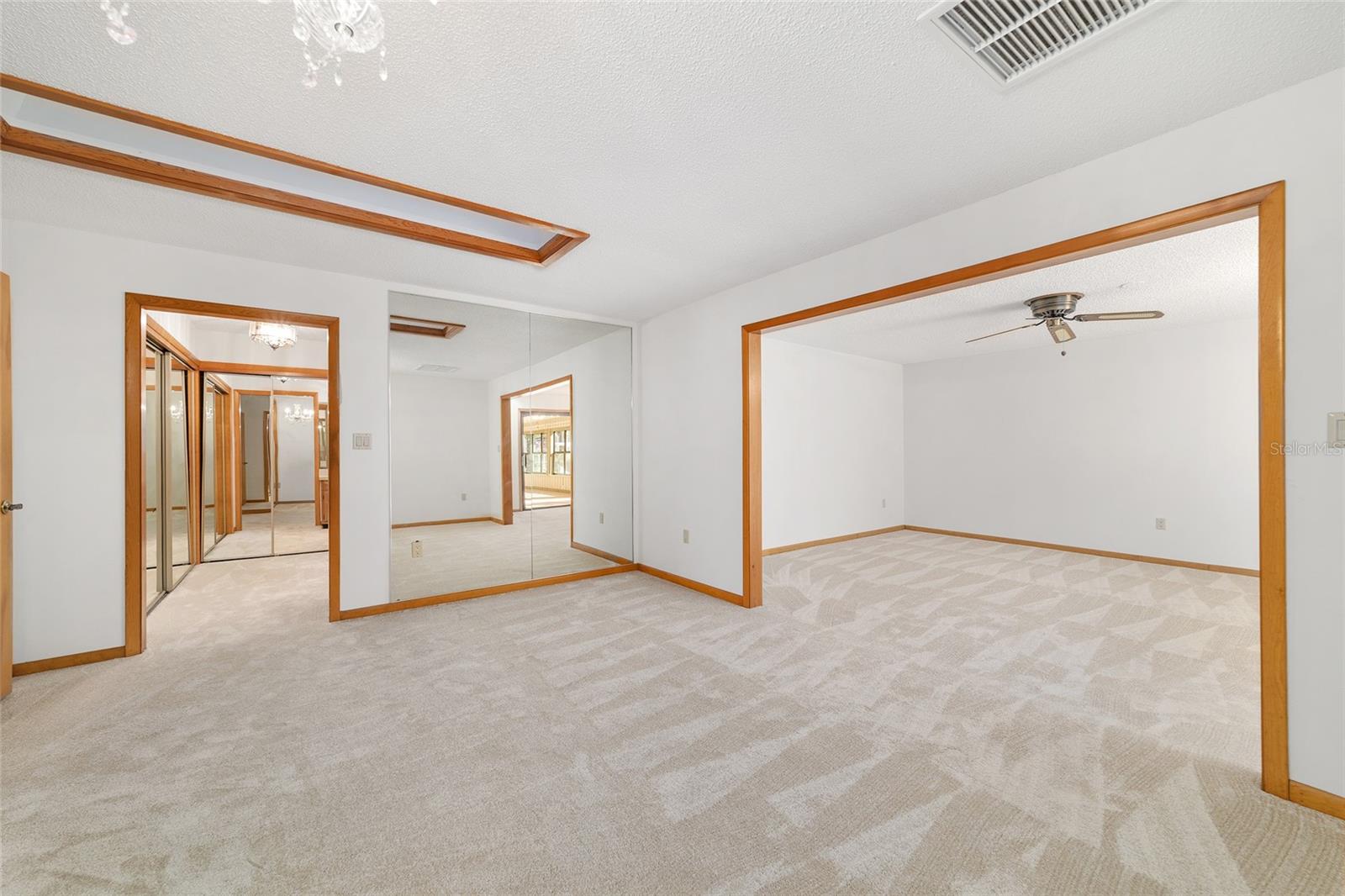 WOODFIELDS - Residential