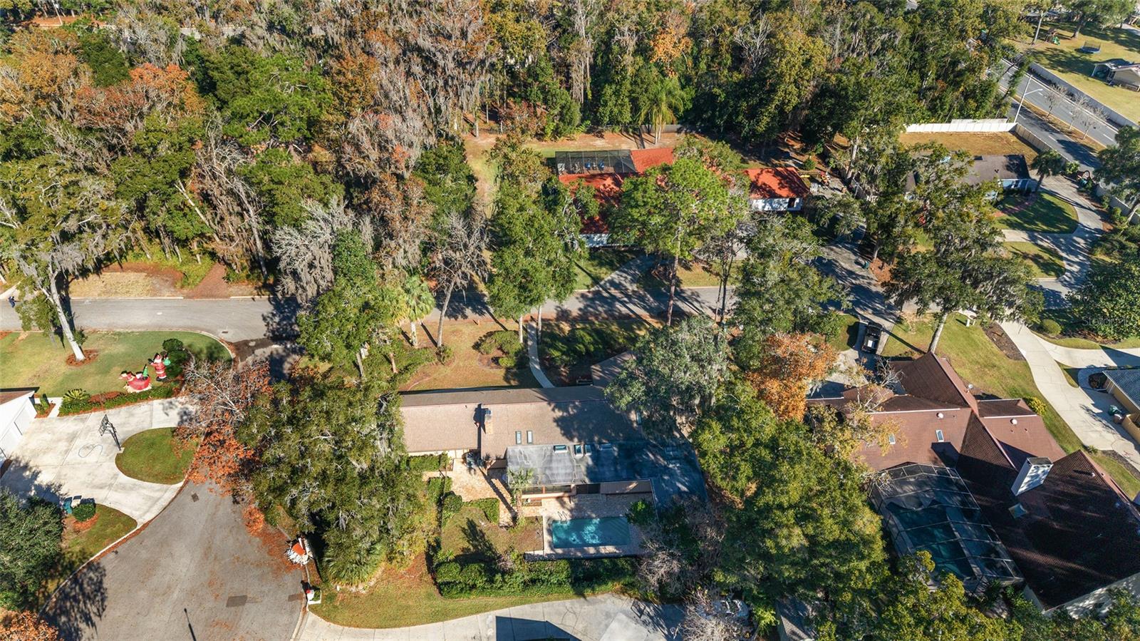 WOODFIELDS - Residential