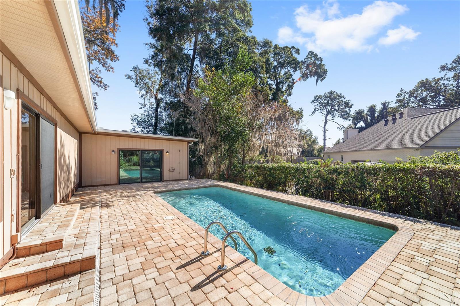 WOODFIELDS - Residential