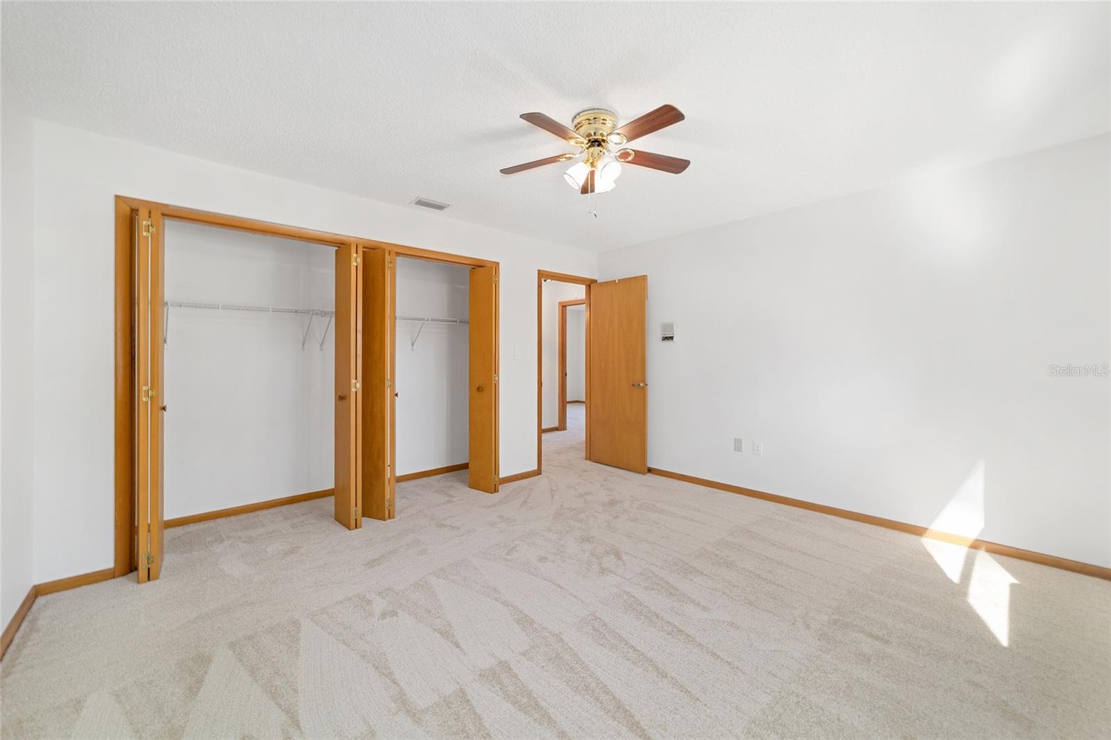 WOODFIELDS - Residential