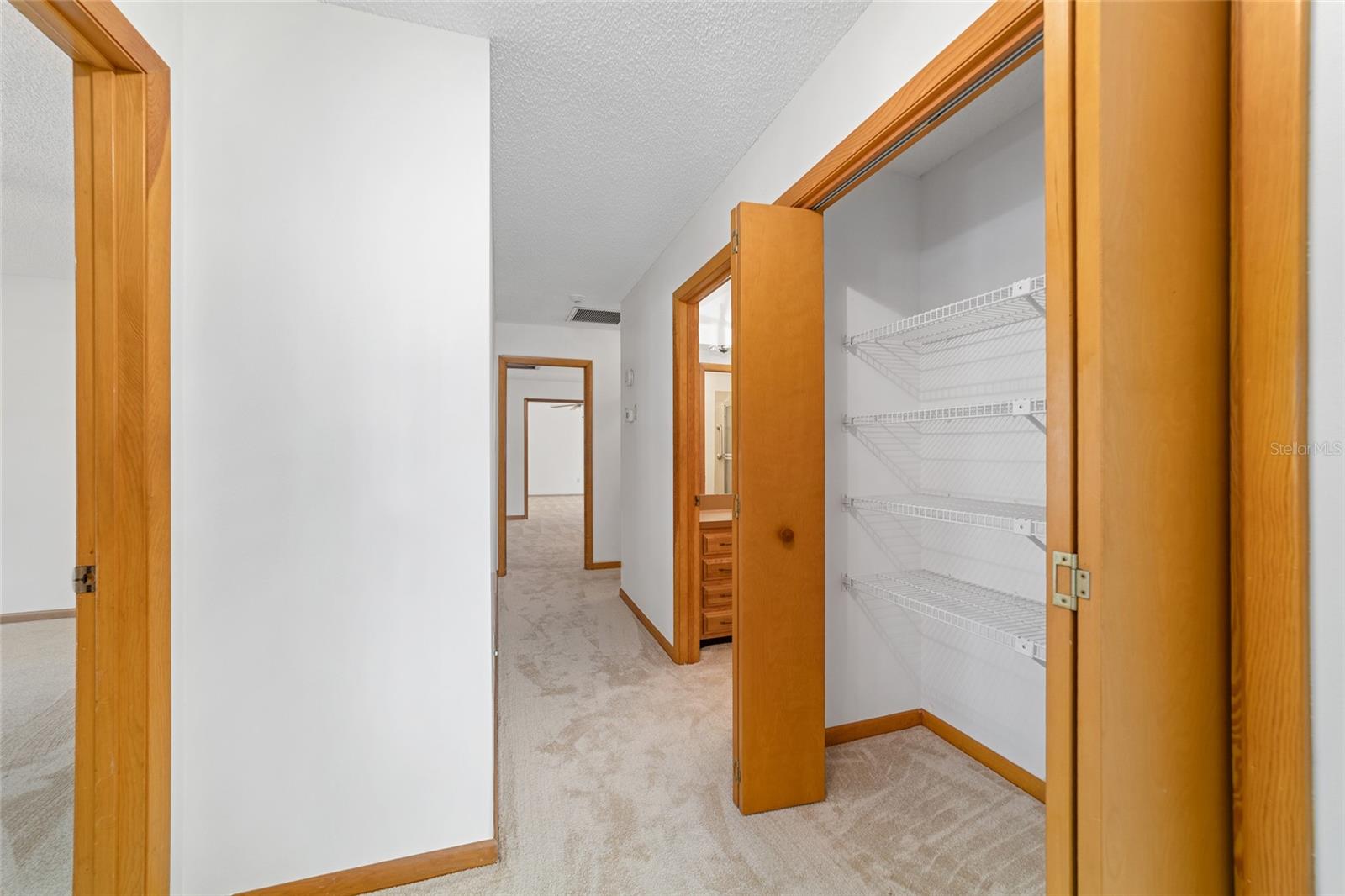 WOODFIELDS - Residential