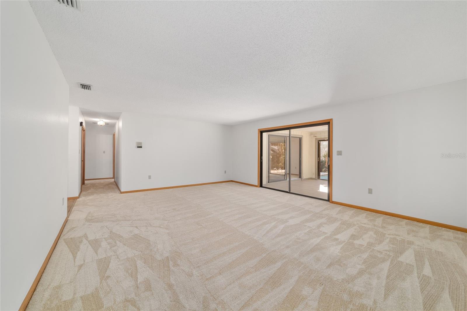 WOODFIELDS - Residential