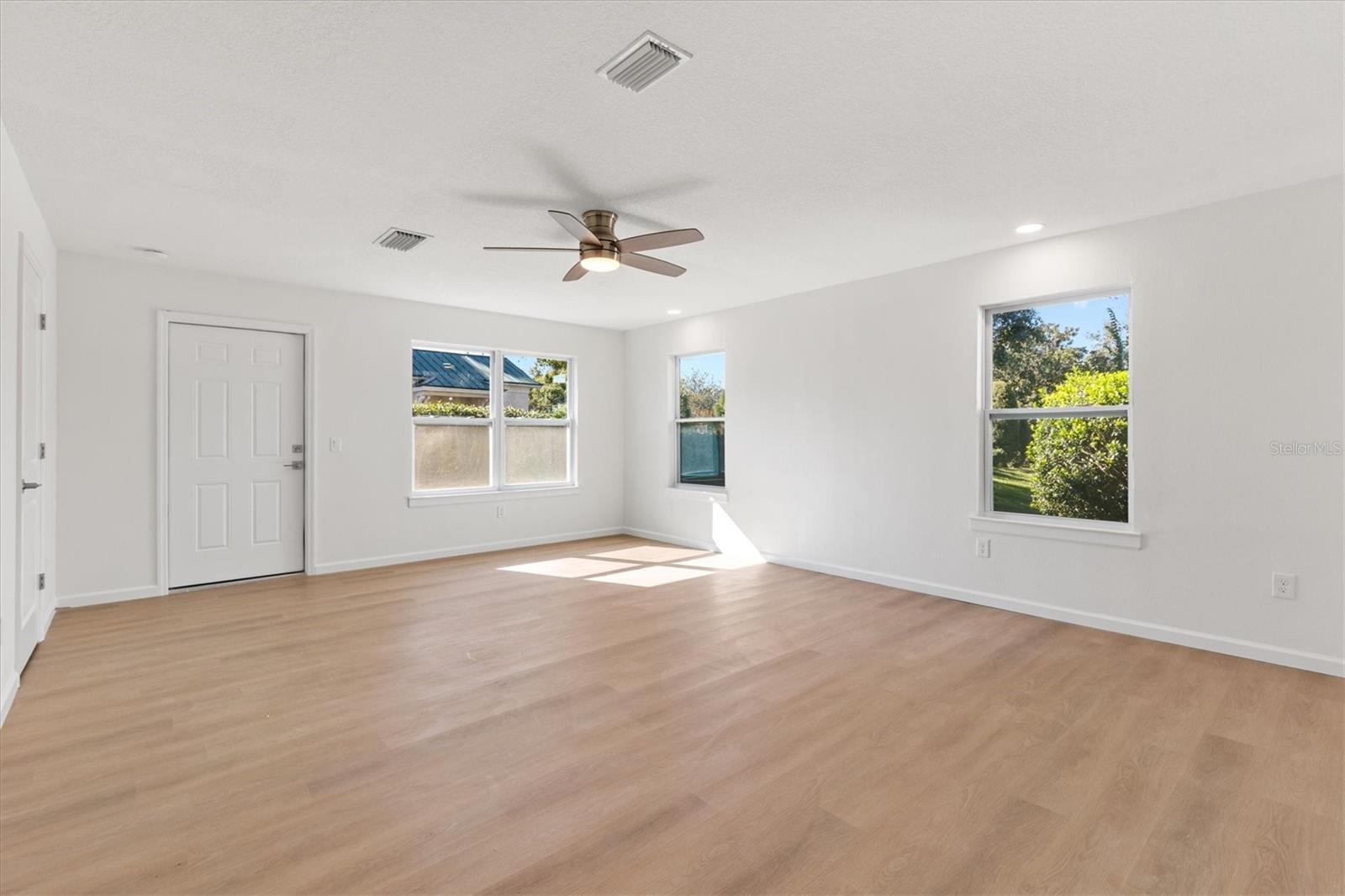 STONECREST - Residential