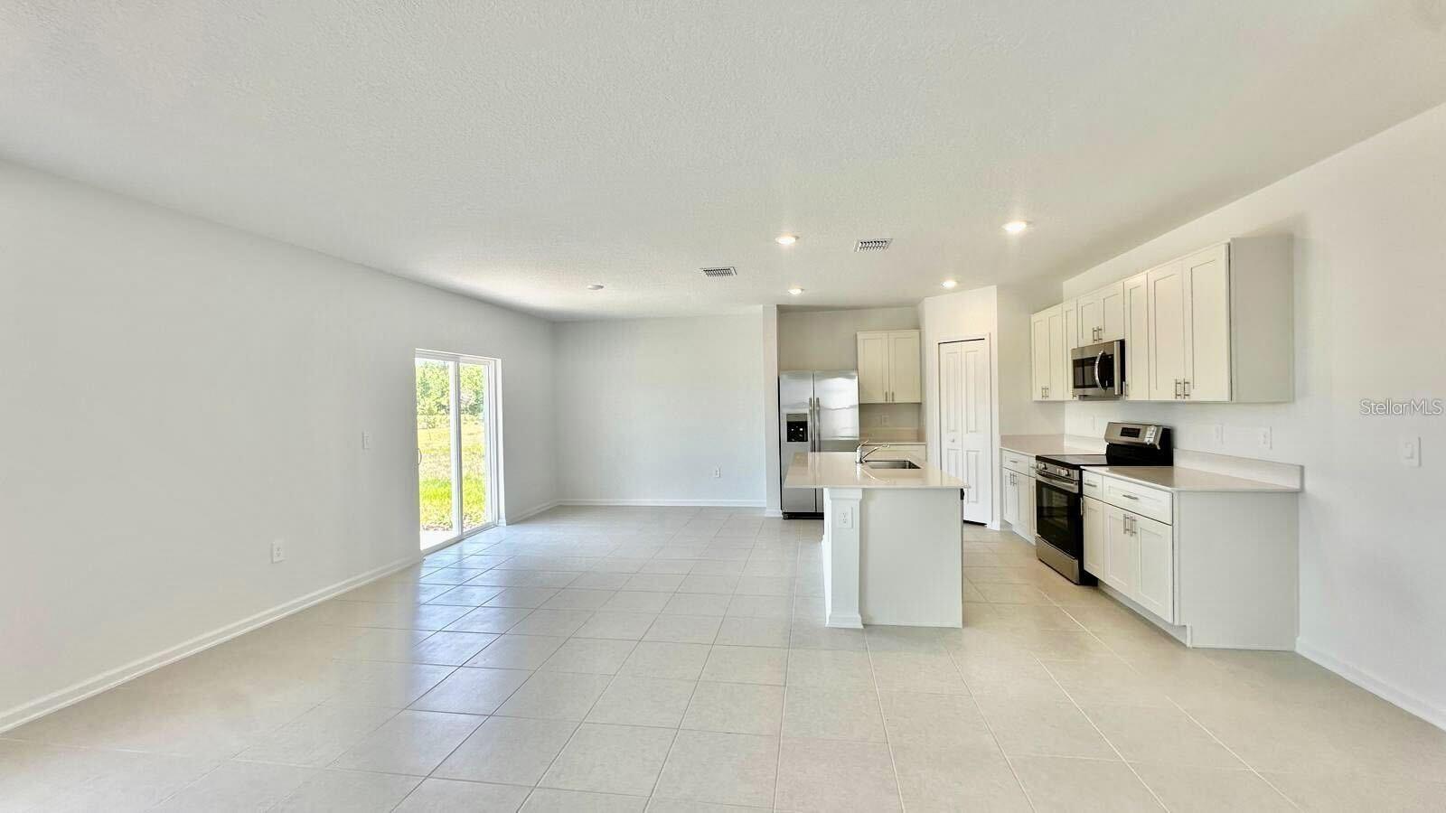 WESTVIEW POD B NEIGHBORHOOD 2A & 2B PH 1 - Residential Lease