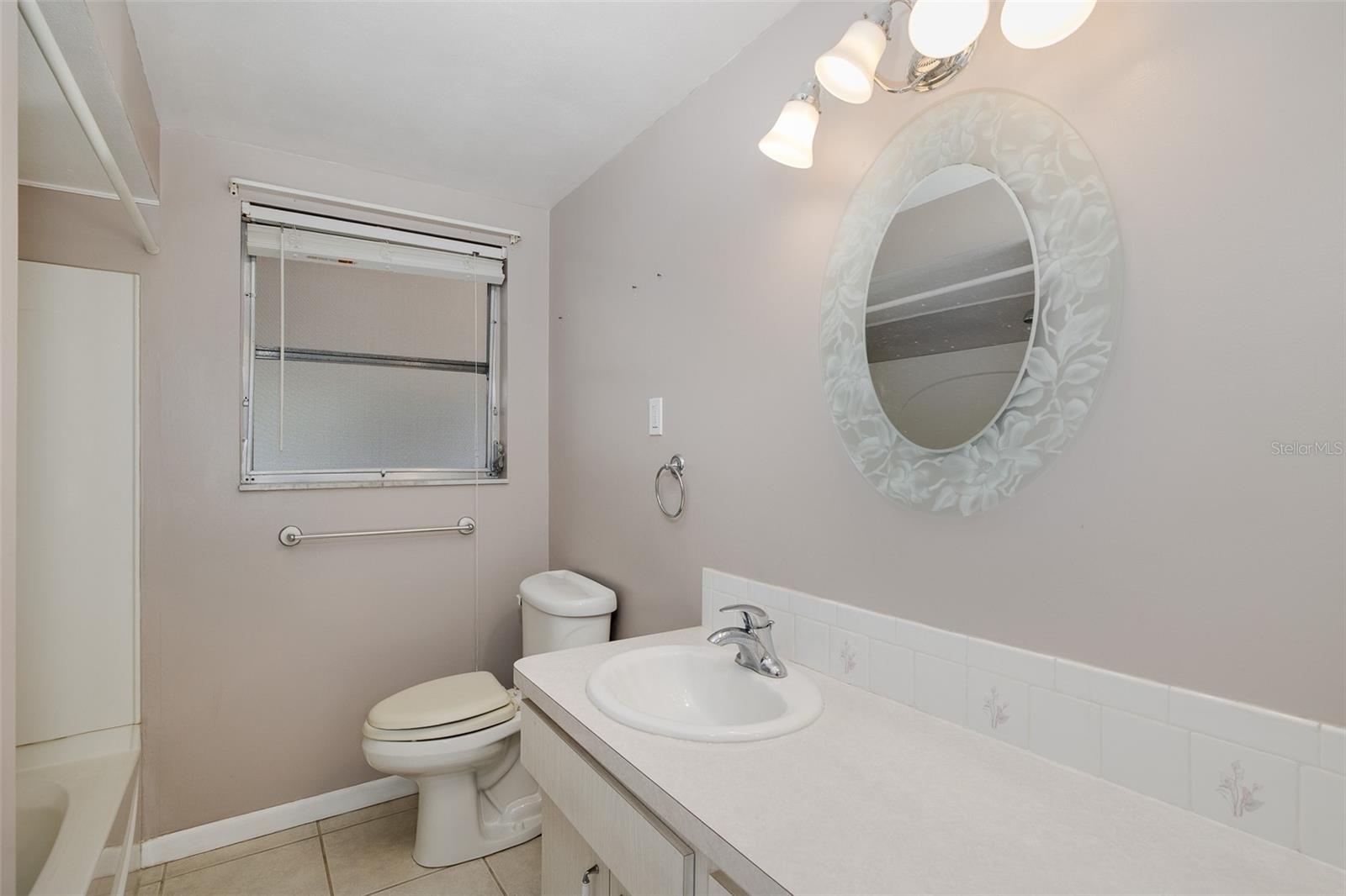 JASMINE LAKES - Residential