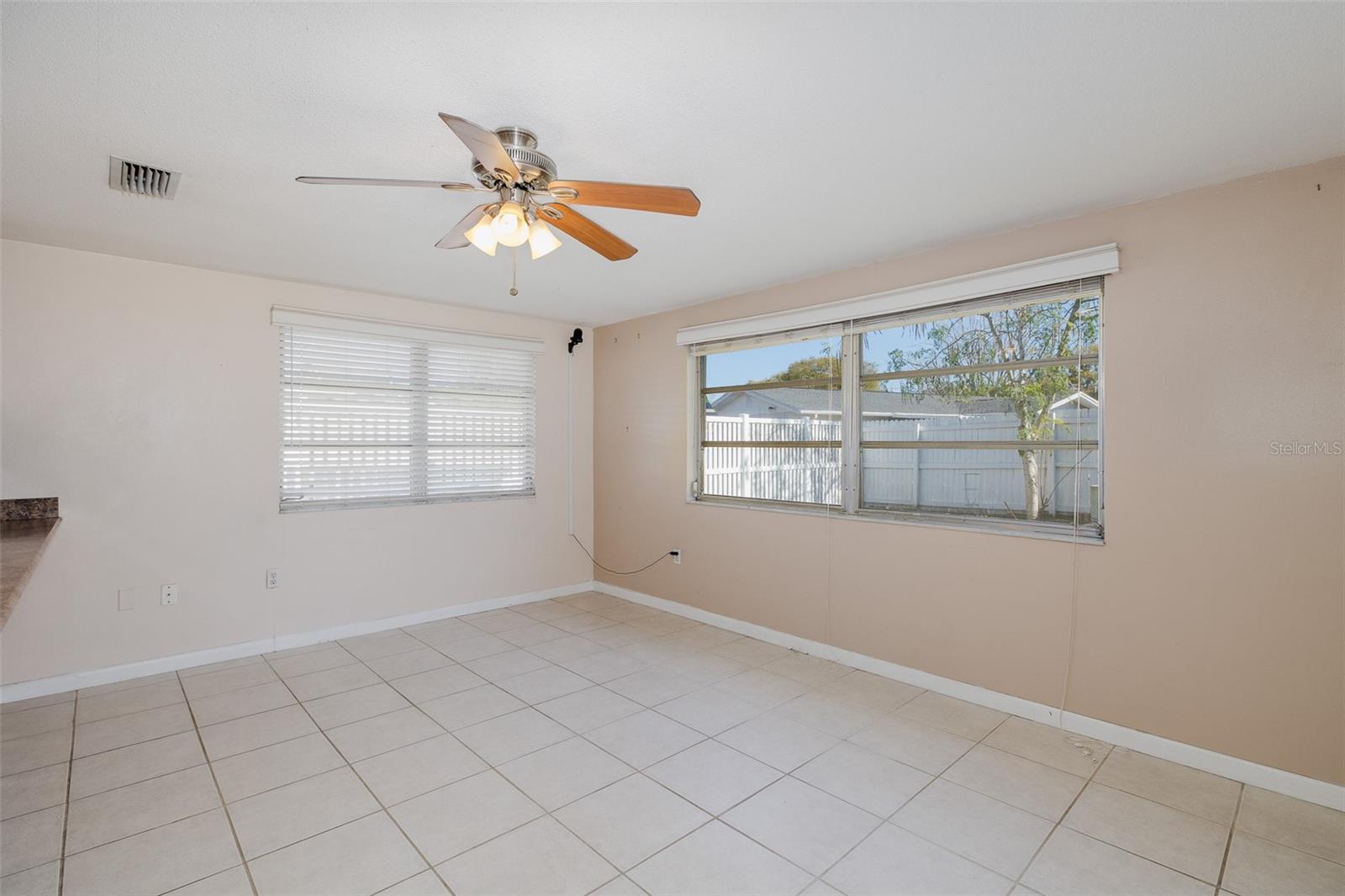 JASMINE LAKES - Residential