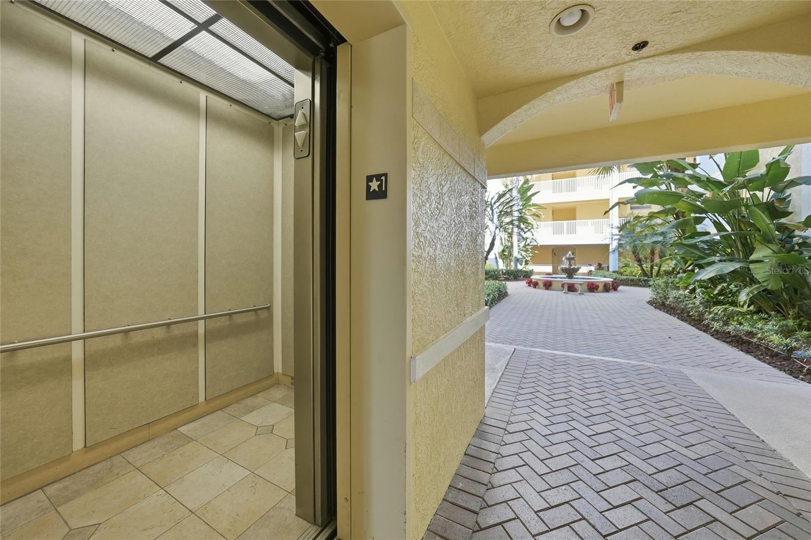 FOUNTAIN COURT PH 01 - Residential