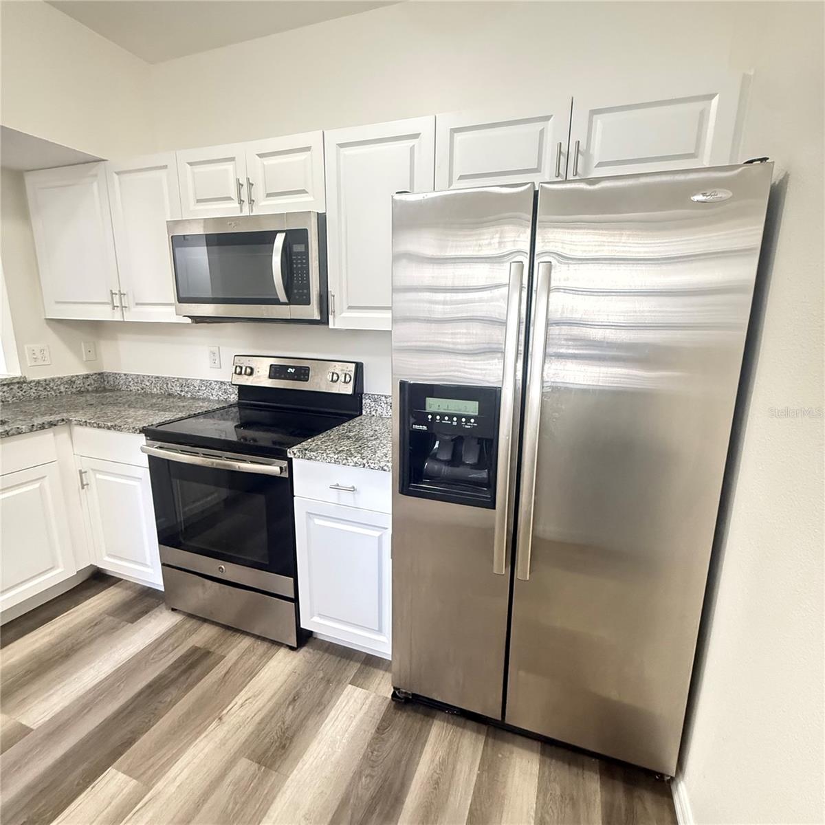 VILLAGES OF BLOOMINGDALE CONDO - Residential