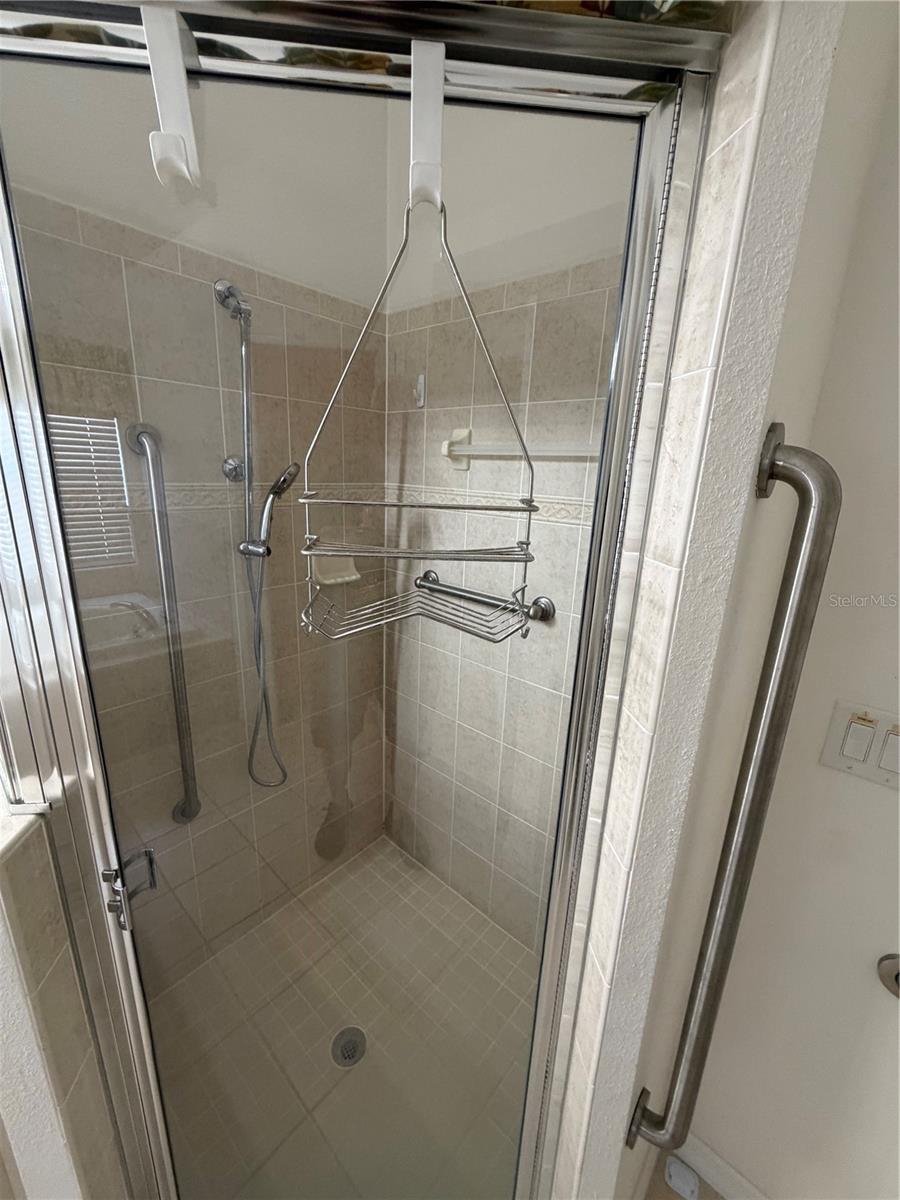 RIVER RIDGE COUNTRY CLUB PH 05 - Residential