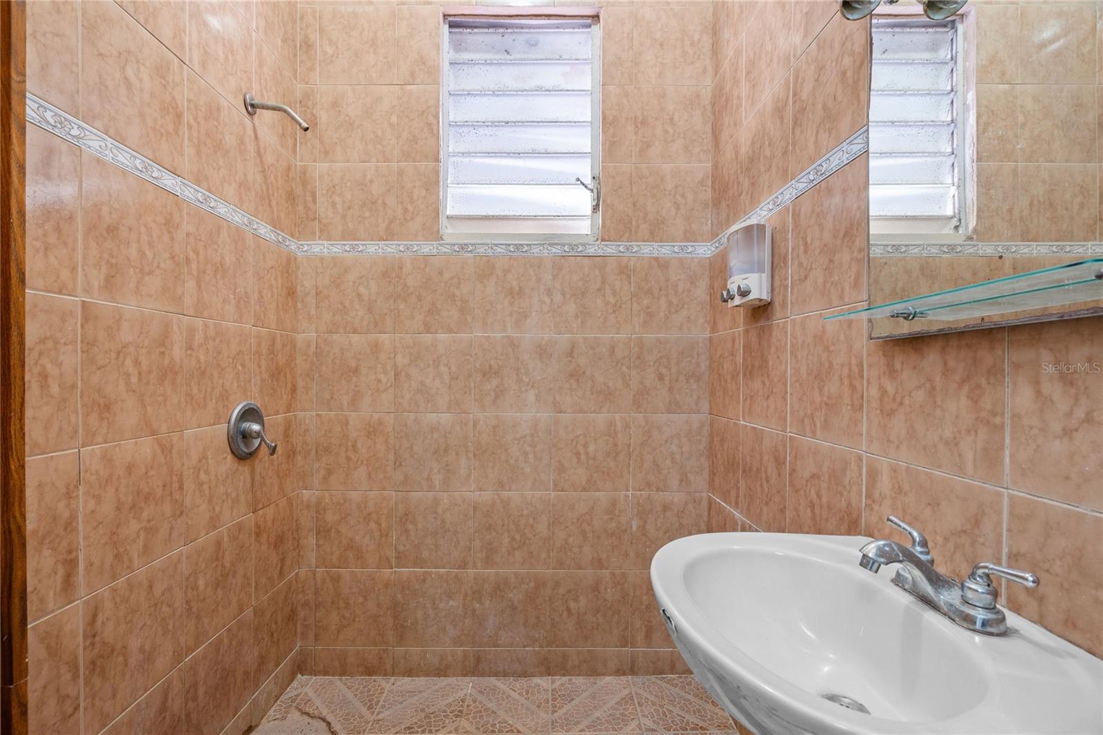 CONDOMINIO DEL SOL 404 - Residential