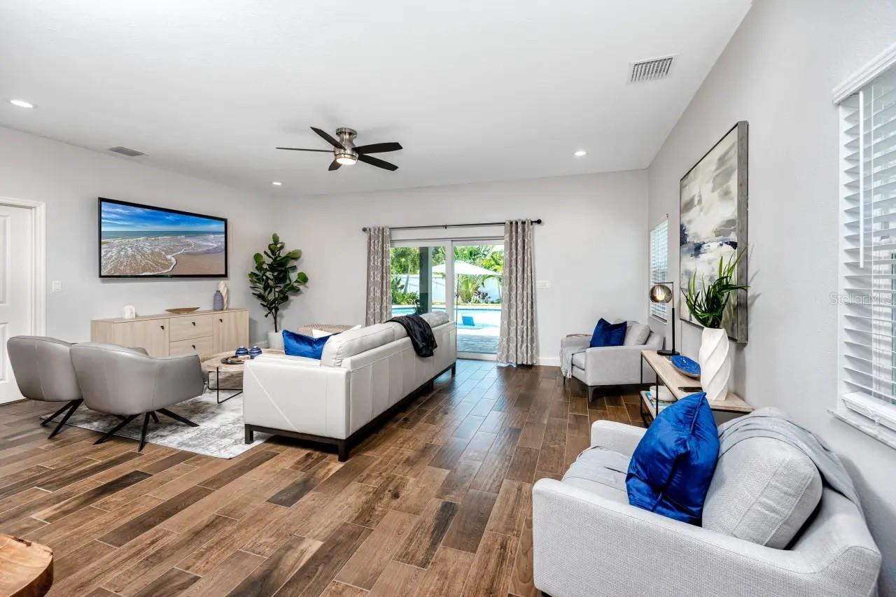 GENESEE HEIGHTS - Residential