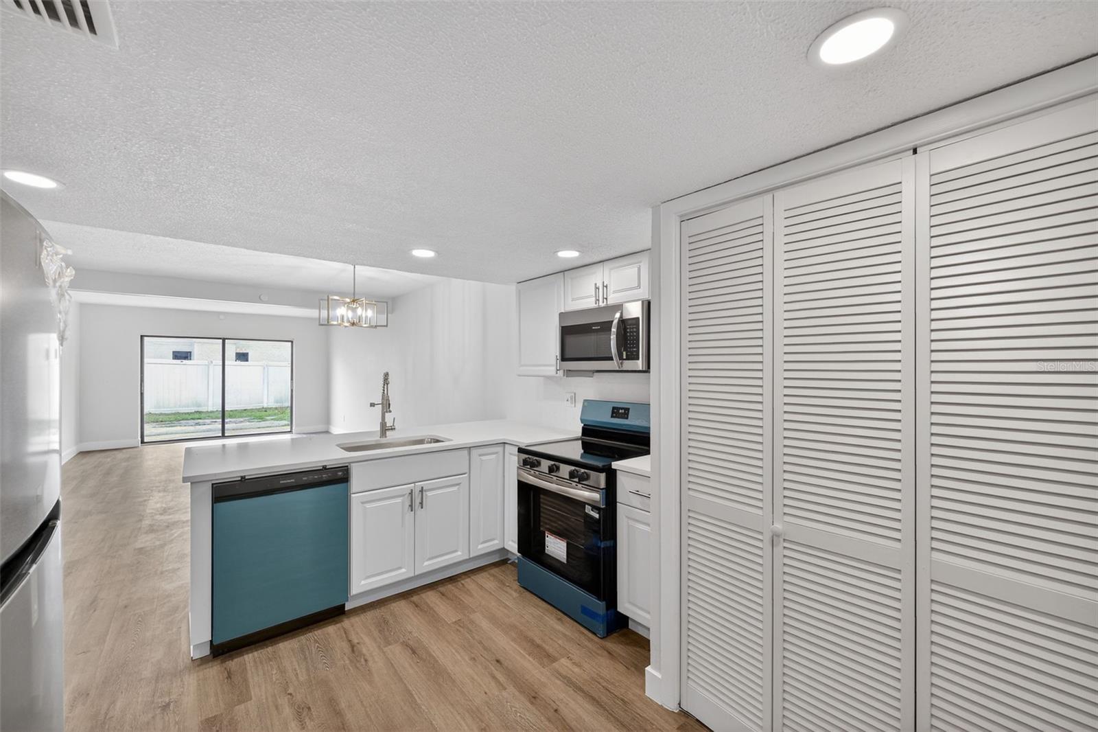 ACREAGE - Residential Lease