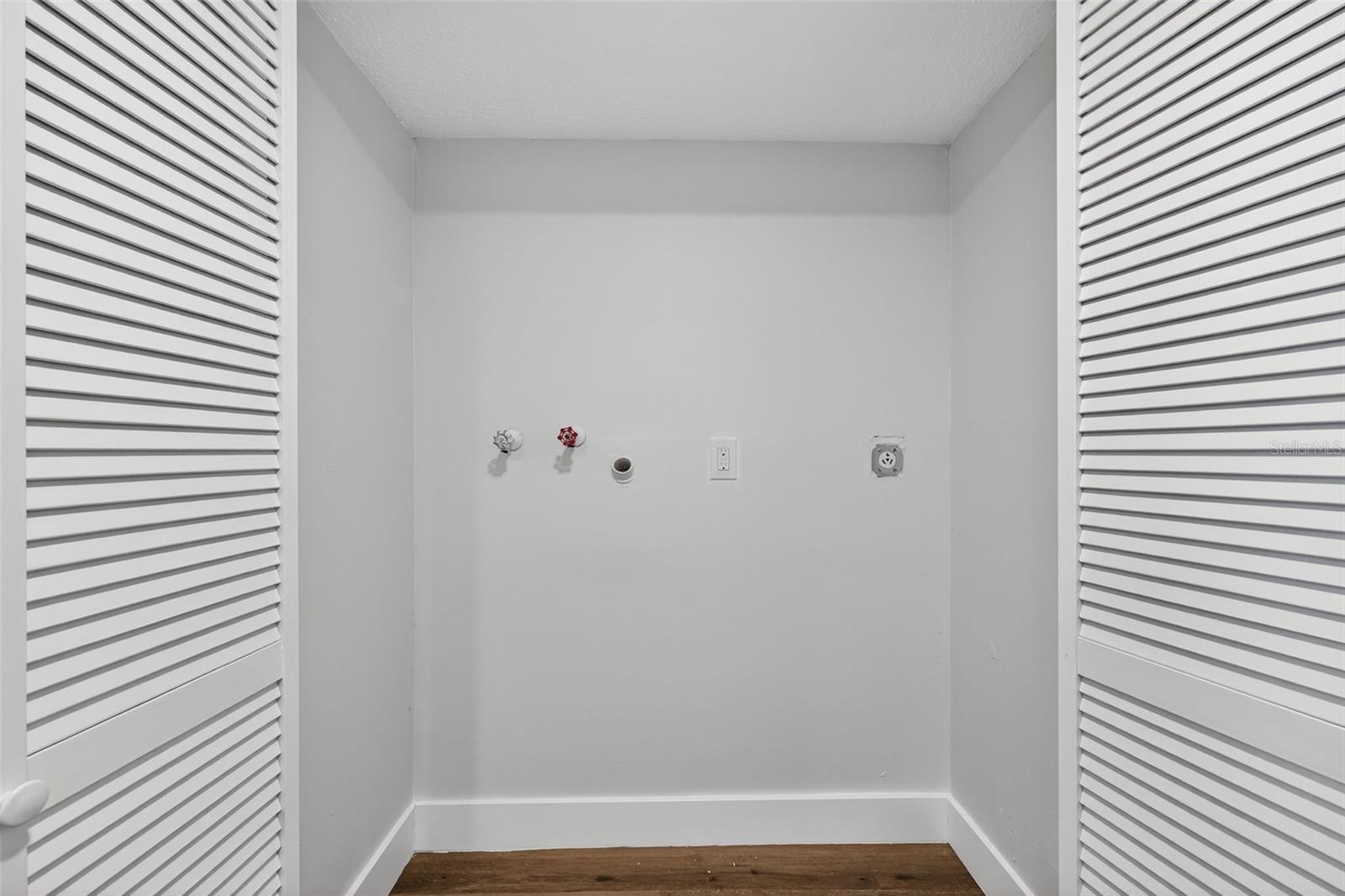 ACREAGE - Residential Lease