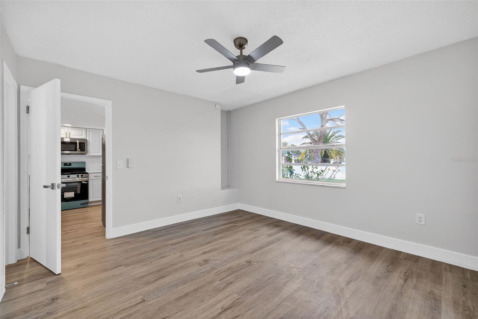 ACREAGE - Residential Lease