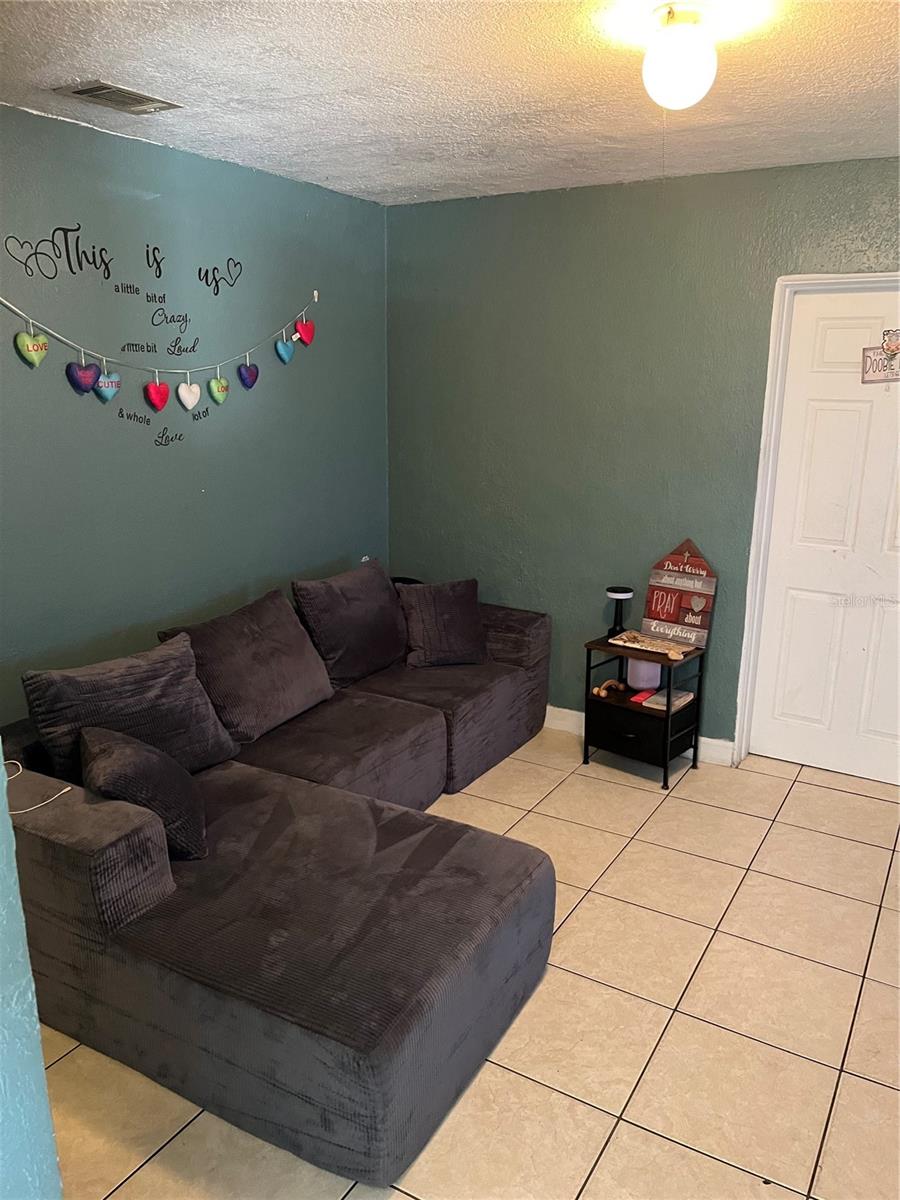 LAKE LAWNE SHORES - Residential