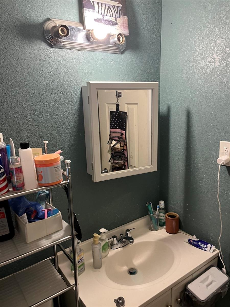 LAKE LAWNE SHORES - Residential