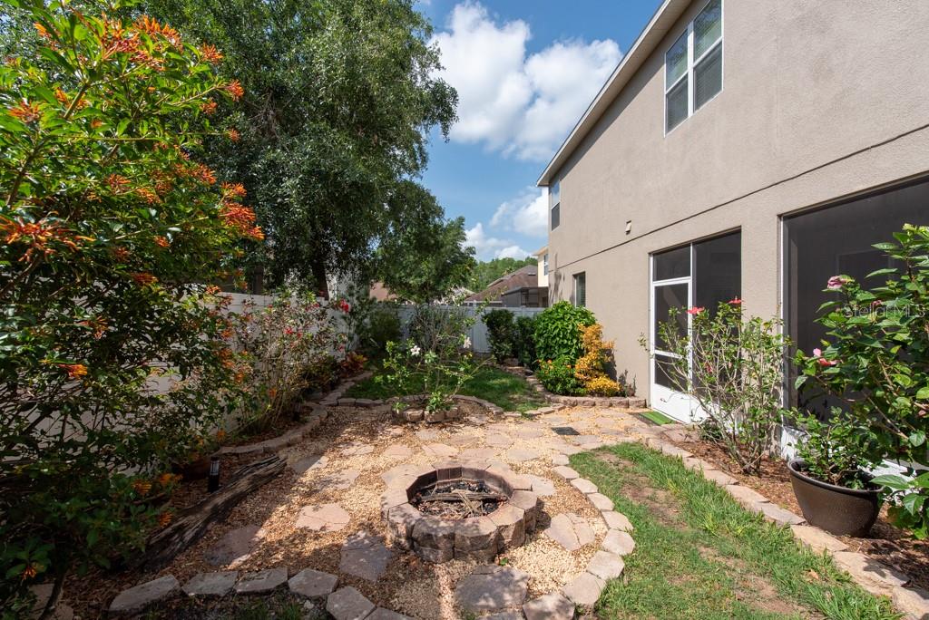 18424 CYPRESS BAY PARKWAY