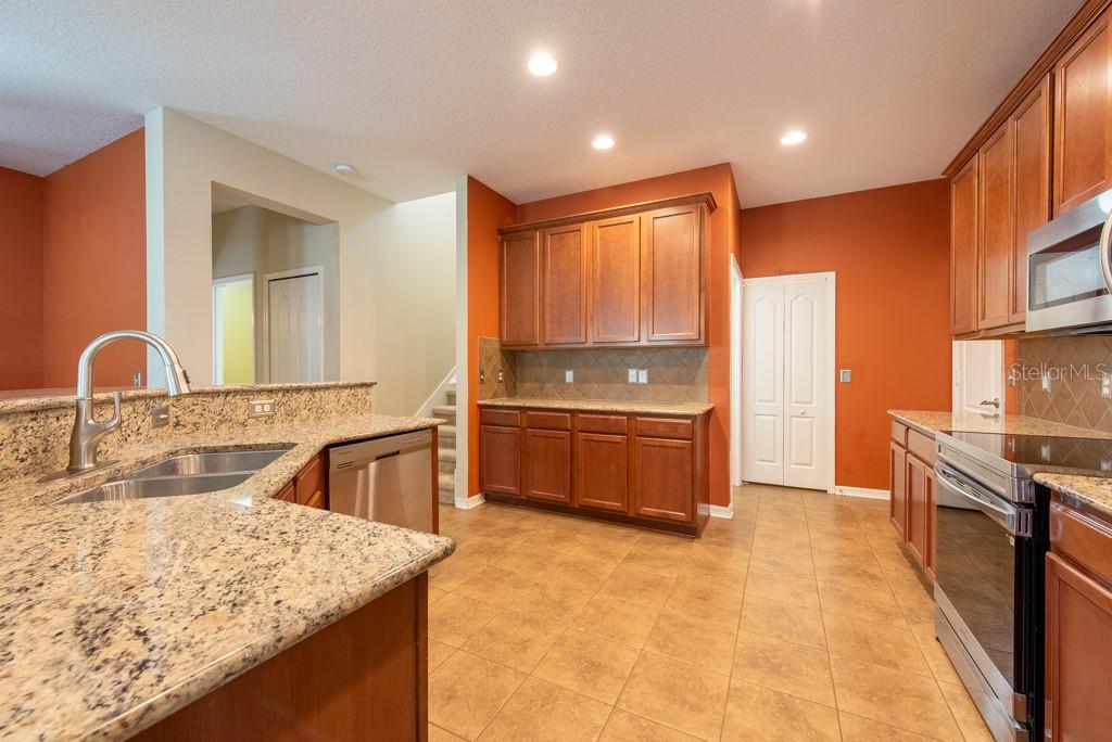 18424 CYPRESS BAY PARKWAY