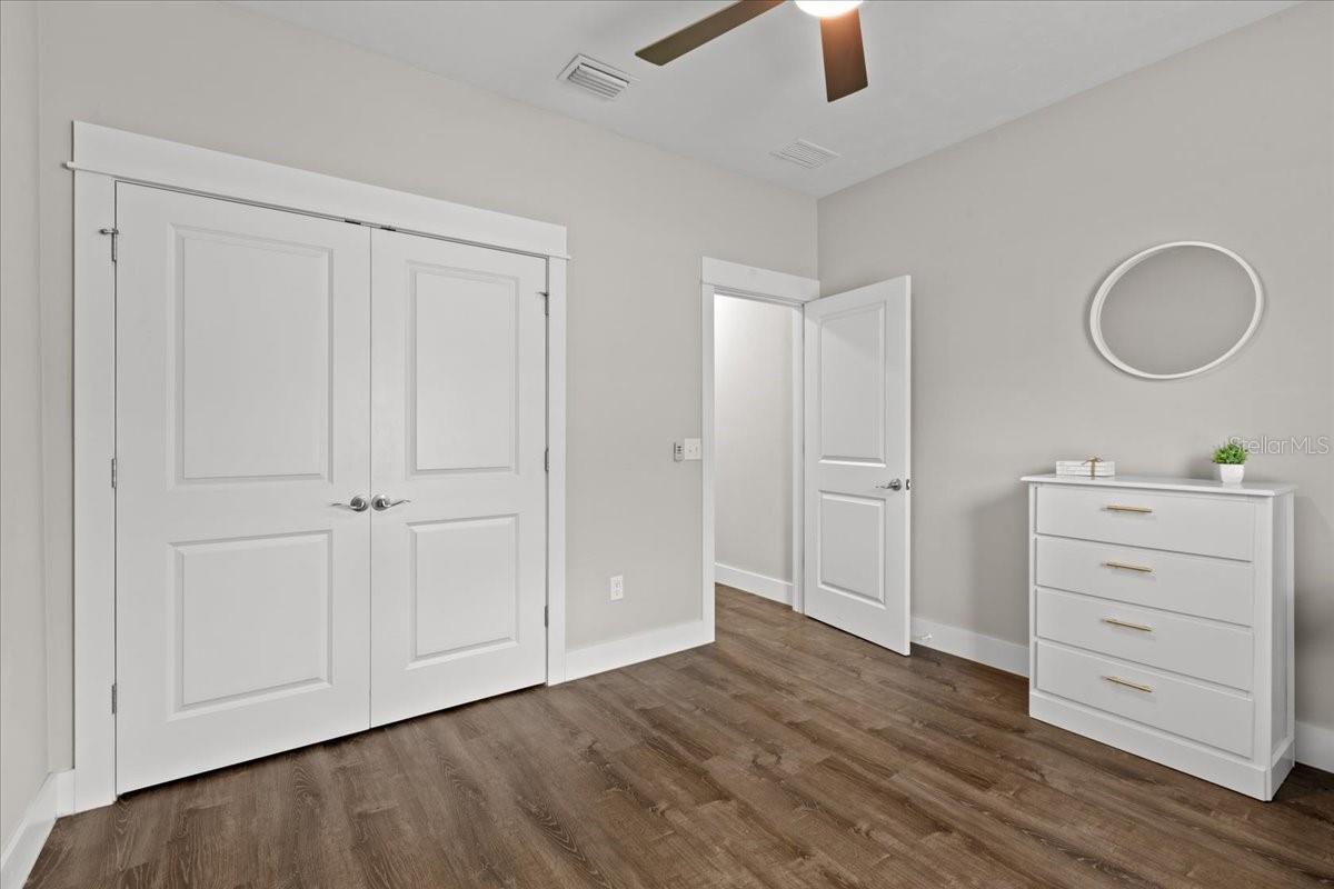 CANNON CREEK PLACE - Residential