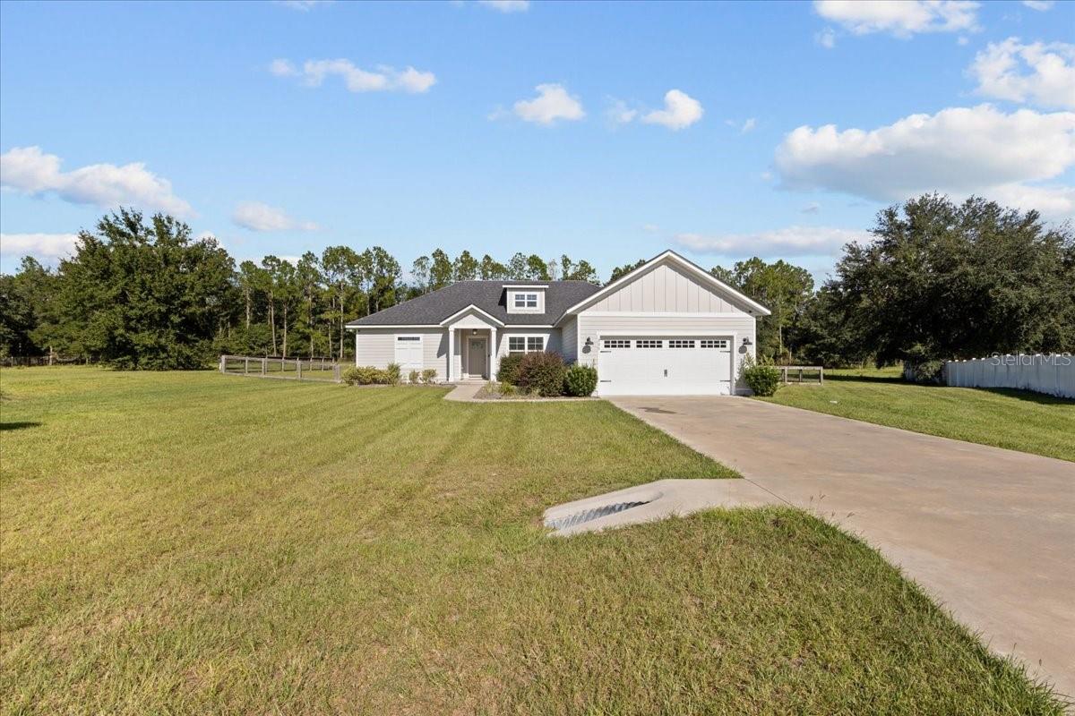 CANNON CREEK PLACE - Residential