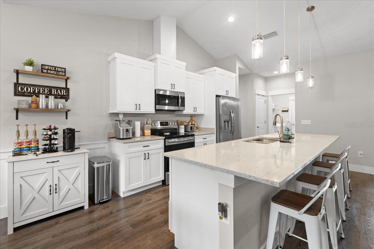 CANNON CREEK PLACE - Residential