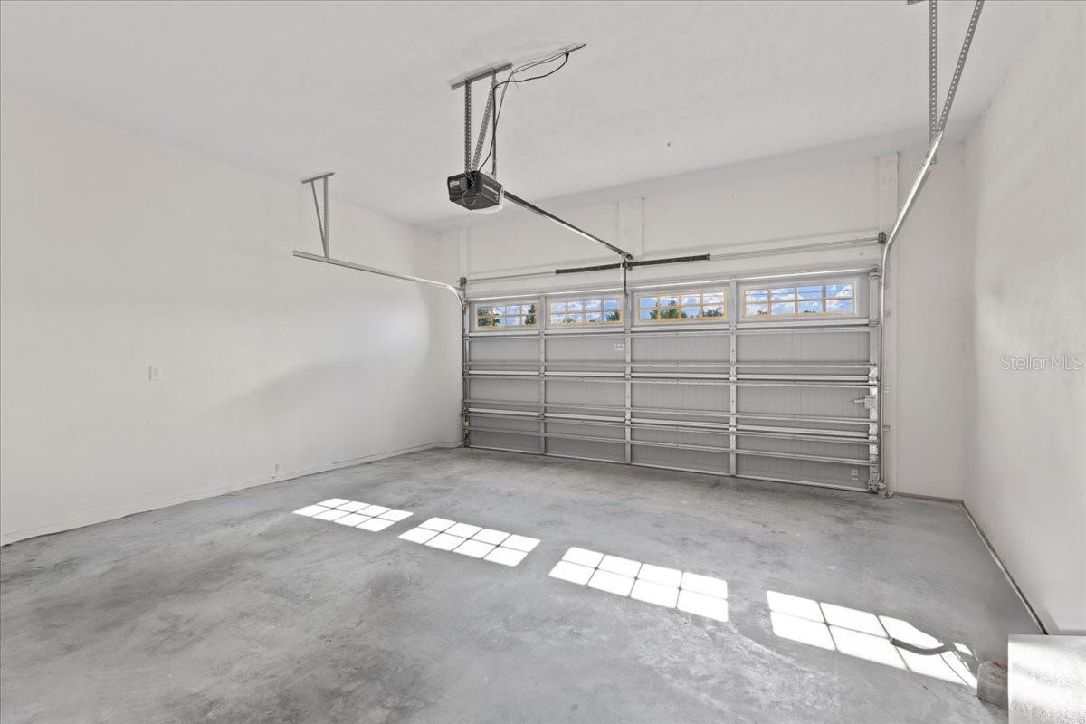 CANNON CREEK PLACE - Residential