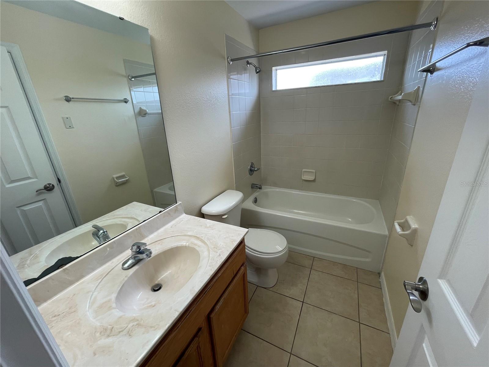 1406 VISTA DEL LAGO BOULEVARD