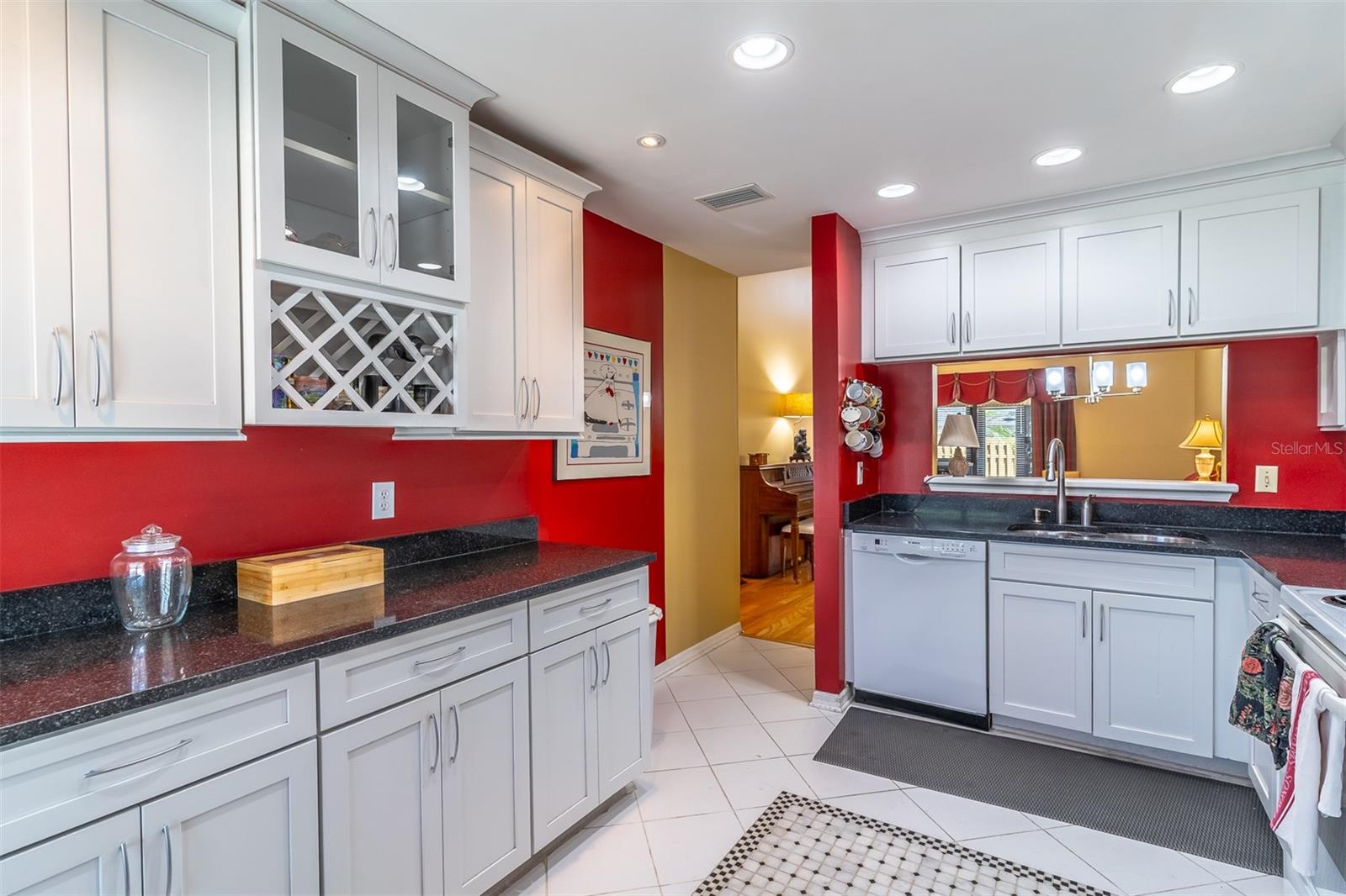 CEDARWOOD VILLAGE 1 - Residential