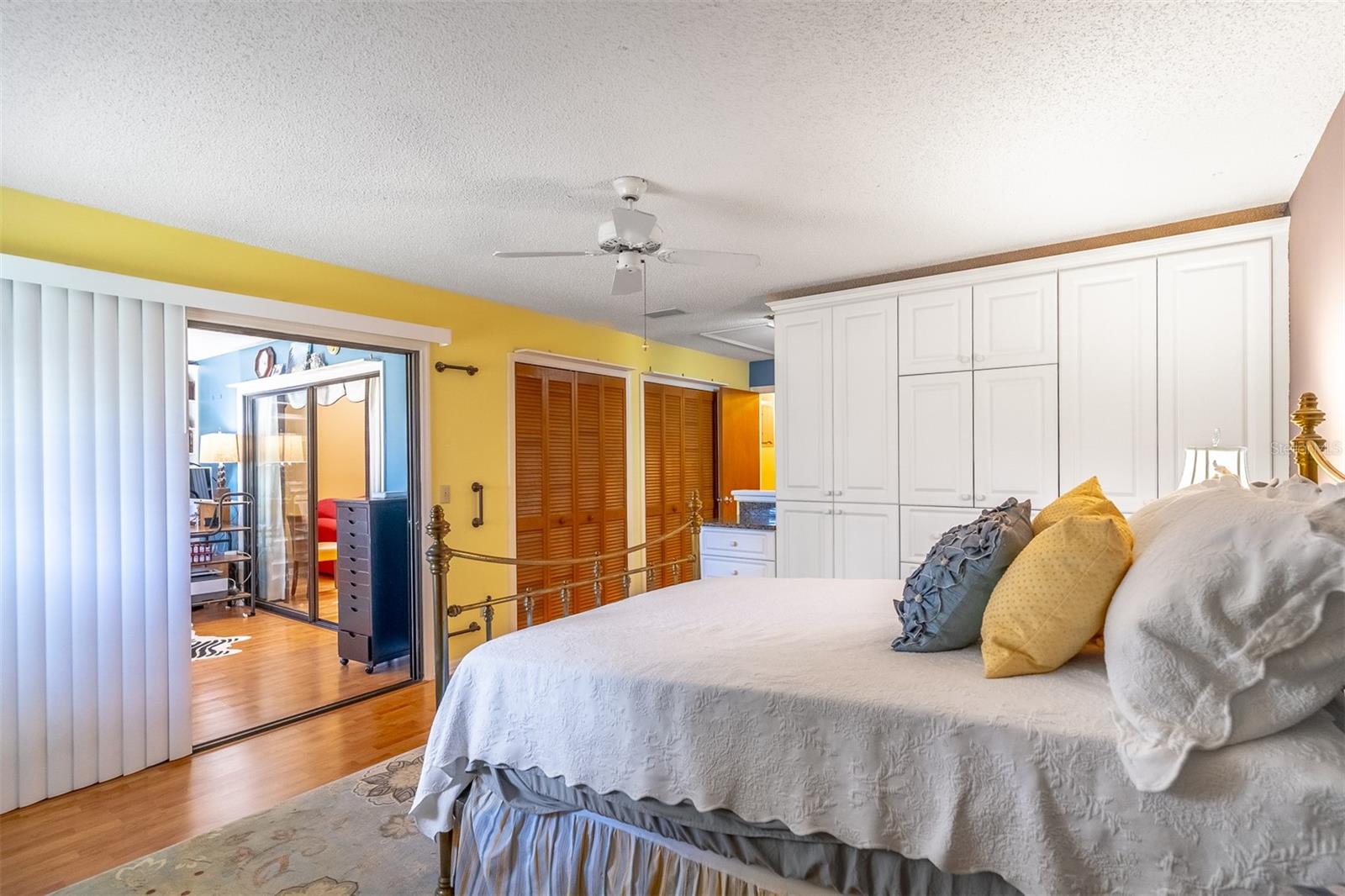 CEDARWOOD VILLAGE 1 - Residential