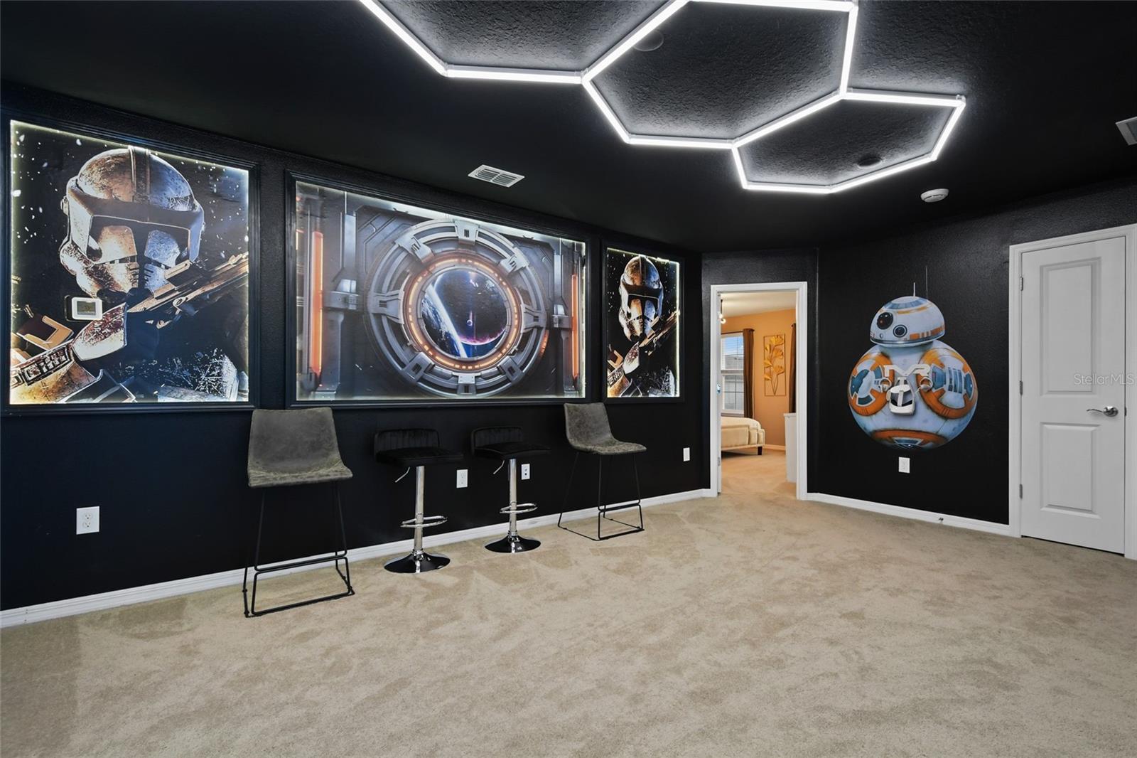 WINDSOR ISLAND RESIDENCE PH 2B - Residential