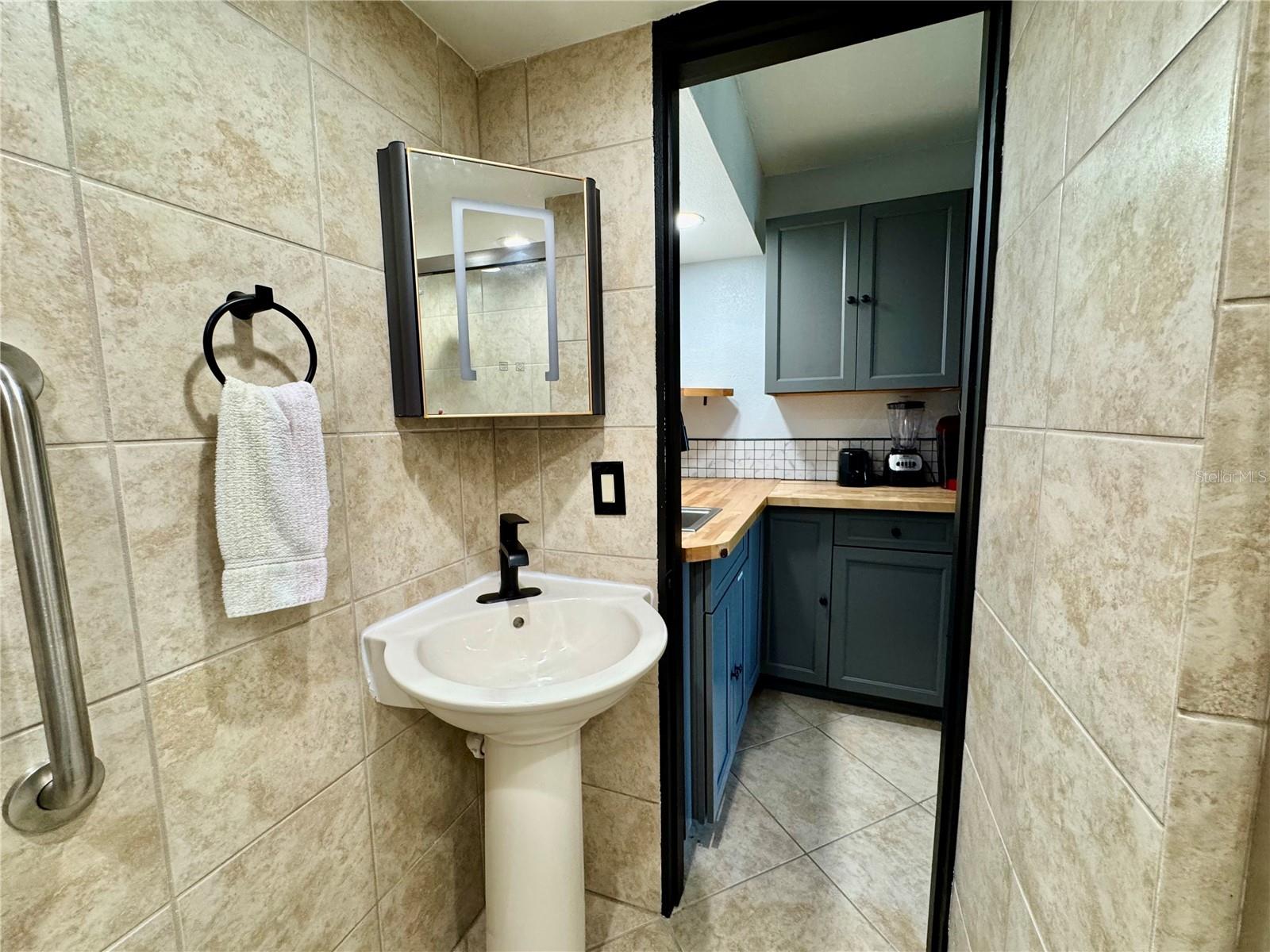 SARASOTA CAY CLUB CONDO - Residential