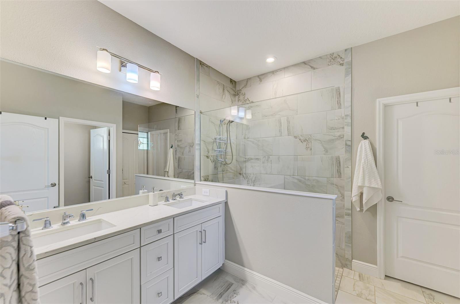 BOCA ROYALE UN 12 PH 2 - Residential