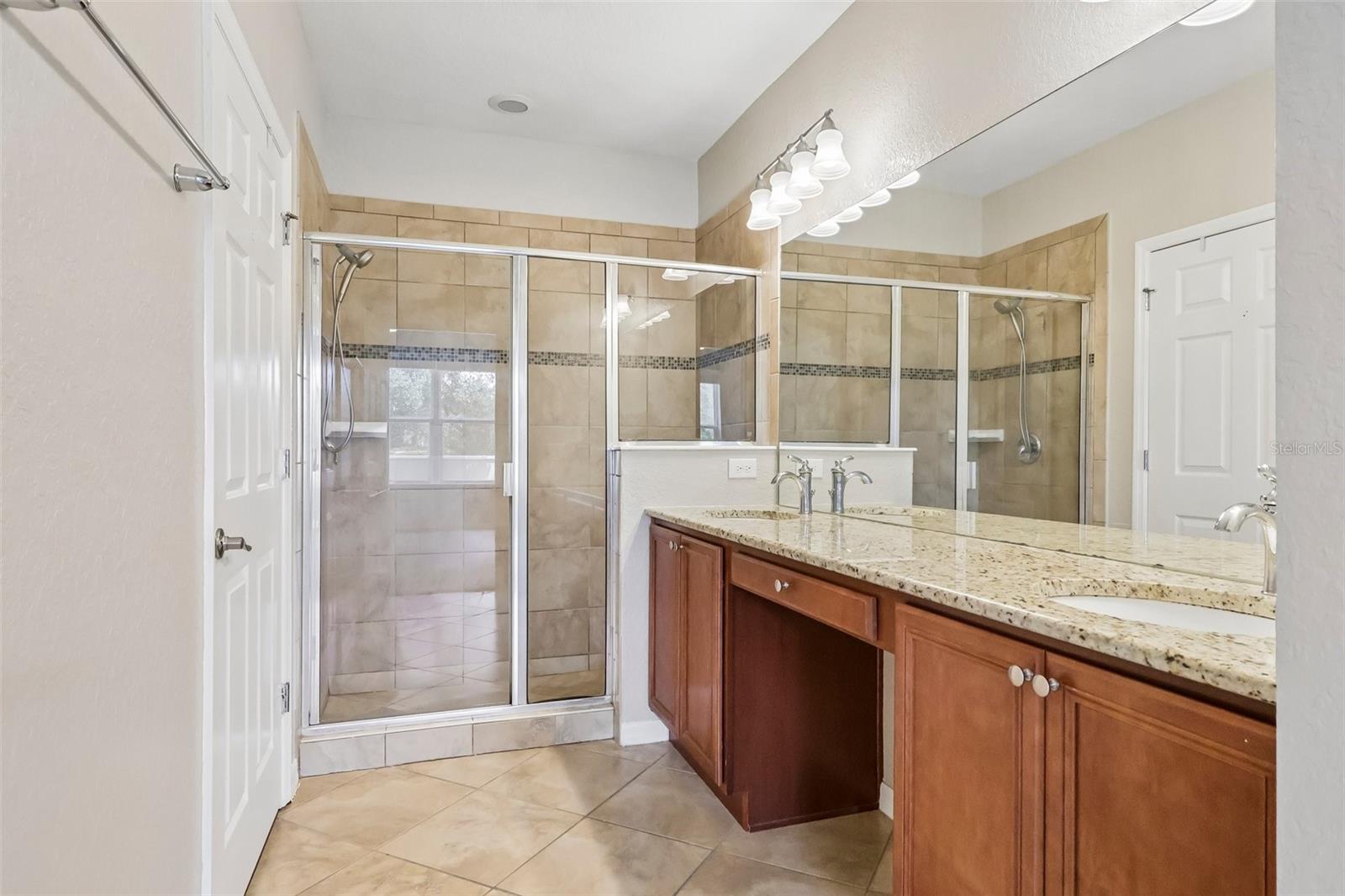 8337 BELLA VIDA CIRCLE